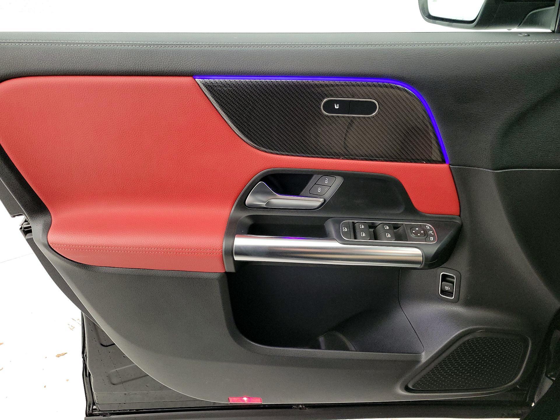 Thumbnail: 2022 Mercedes-Benz GLA - 12