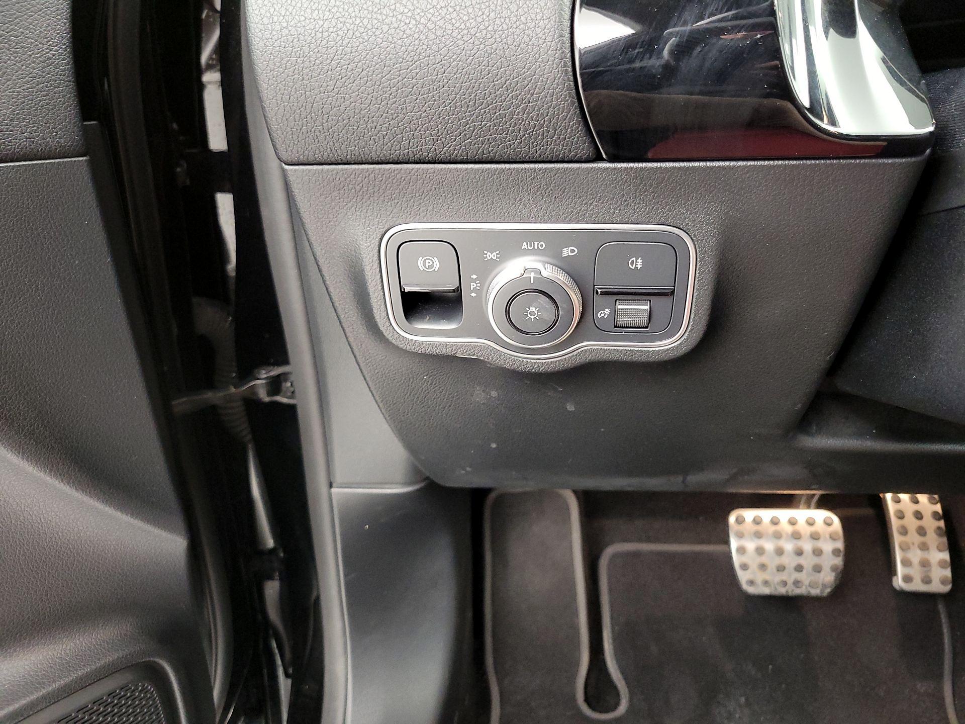 Thumbnail: 2022 Mercedes-Benz GLA - 13