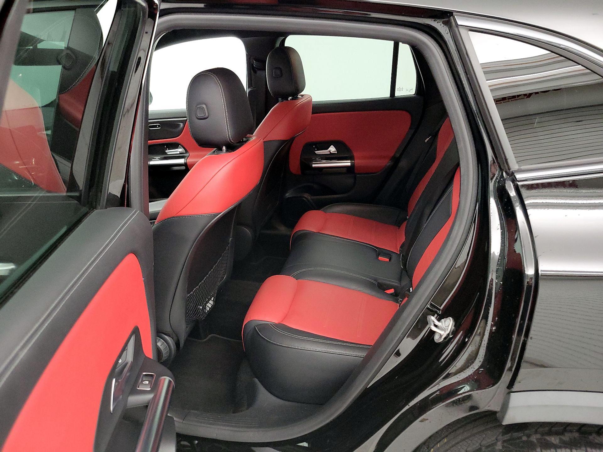 Thumbnail: 2022 Mercedes-Benz GLA - 19