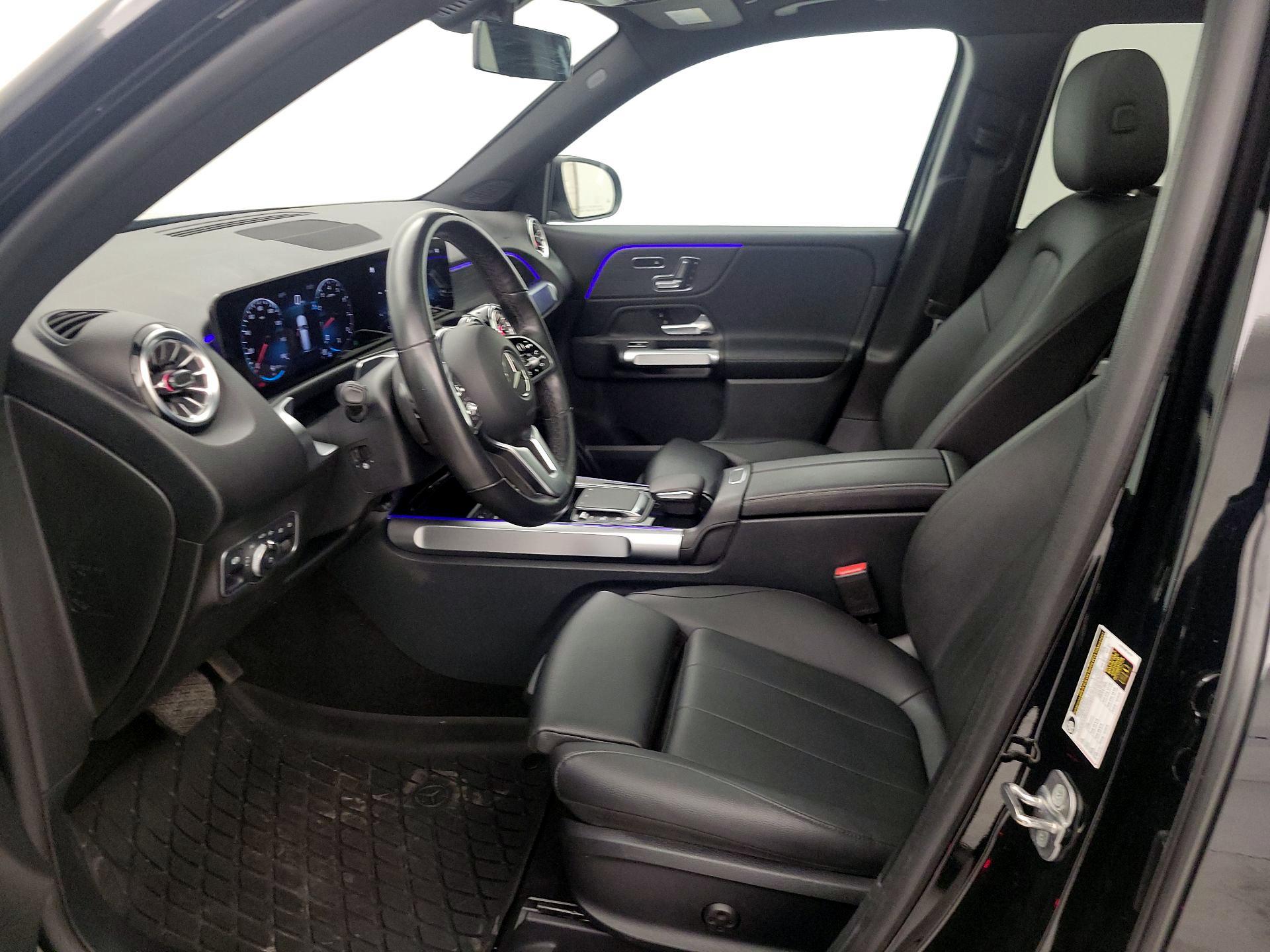 Thumbnail: 2023 Mercedes-Benz GLB - 11