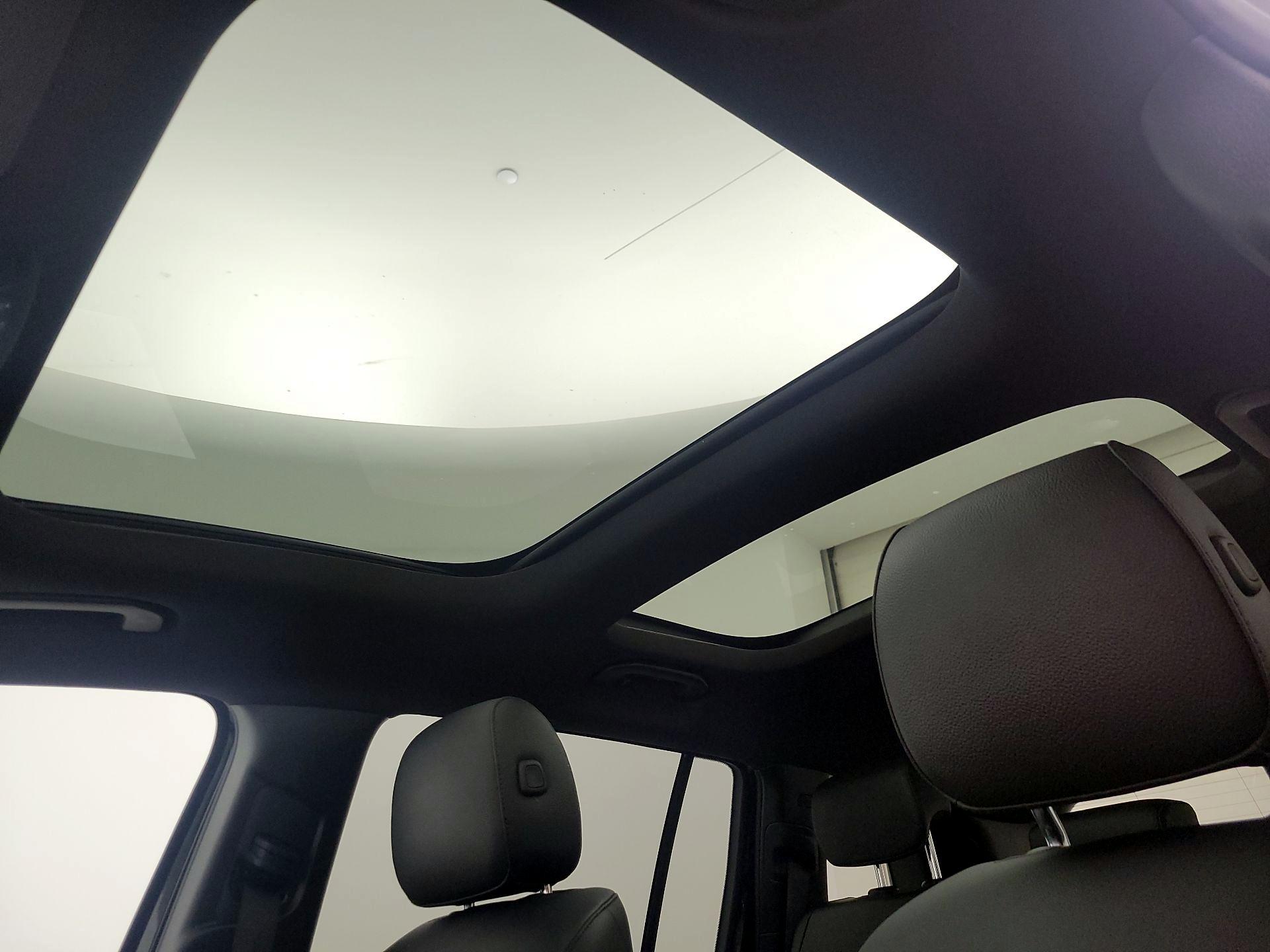 Thumbnail: 2023 Mercedes-Benz GLB - 19