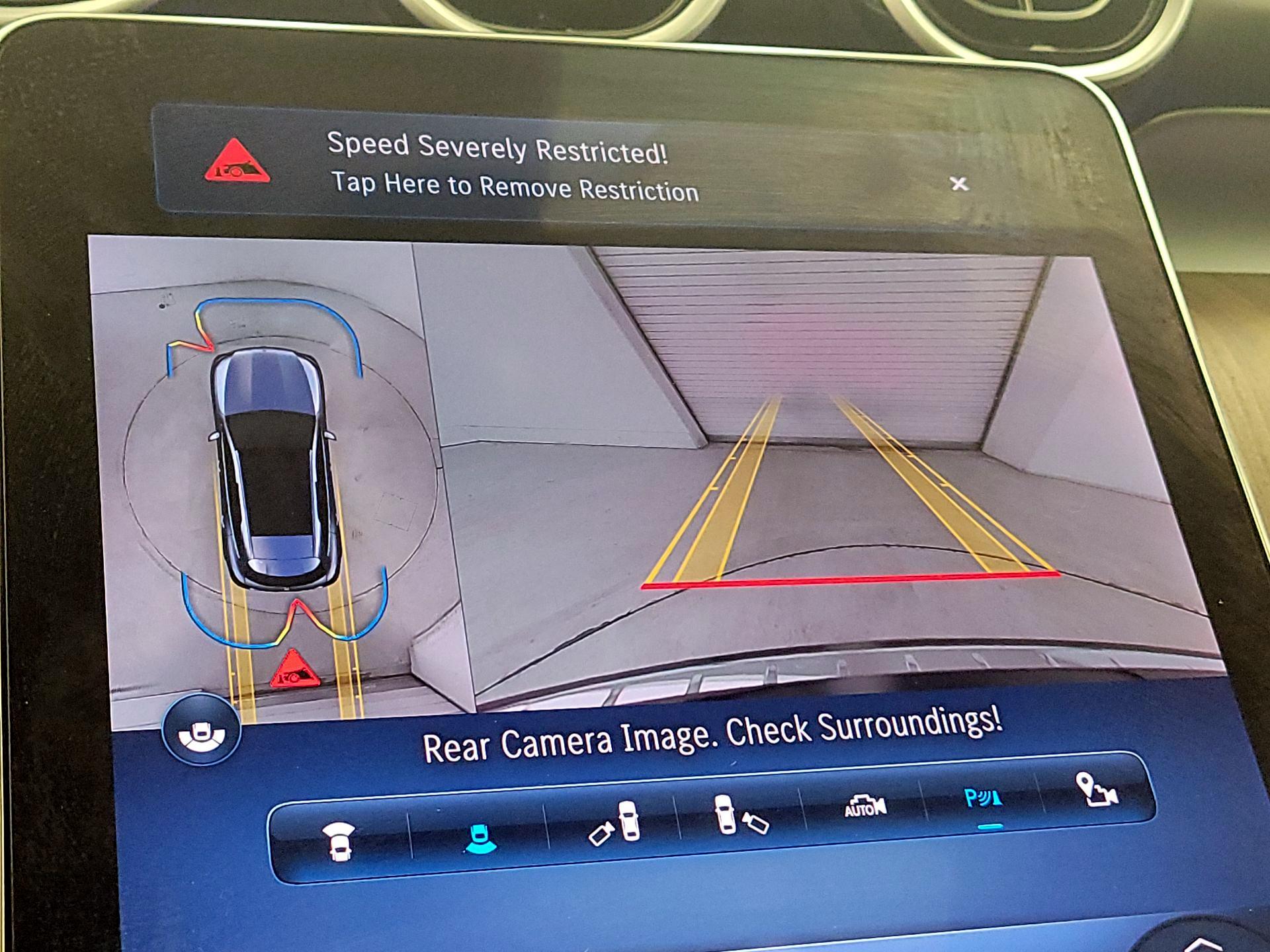 Thumbnail: 2023 Mercedes-Benz GLC - 15