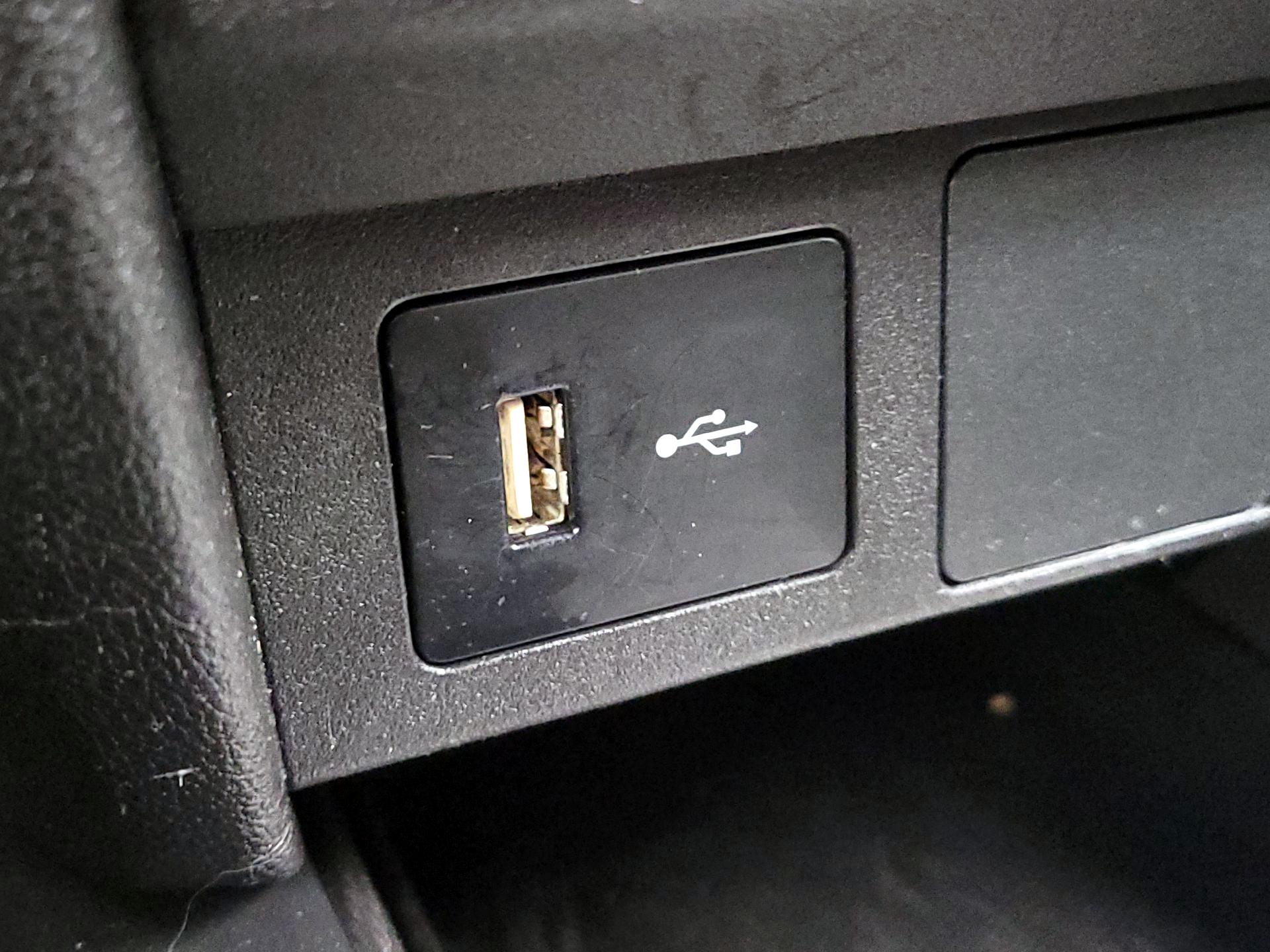 Thumbnail: 2021 Mitsubishi Outlander Sport - 18