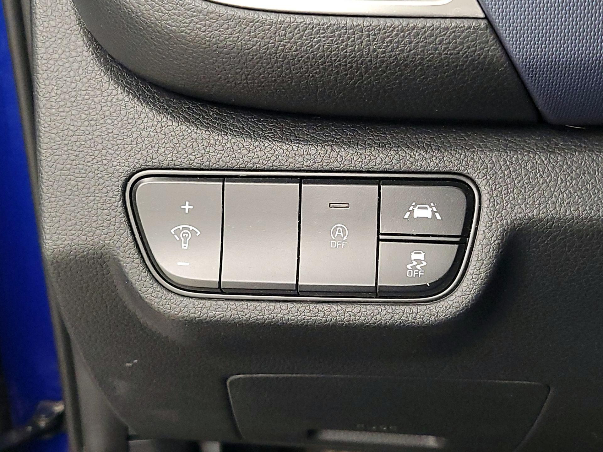 Thumbnail: 2021 Kia Seltos - 13