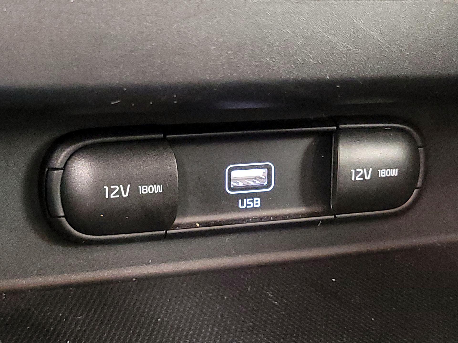 Thumbnail: 2021 Kia Seltos - 18