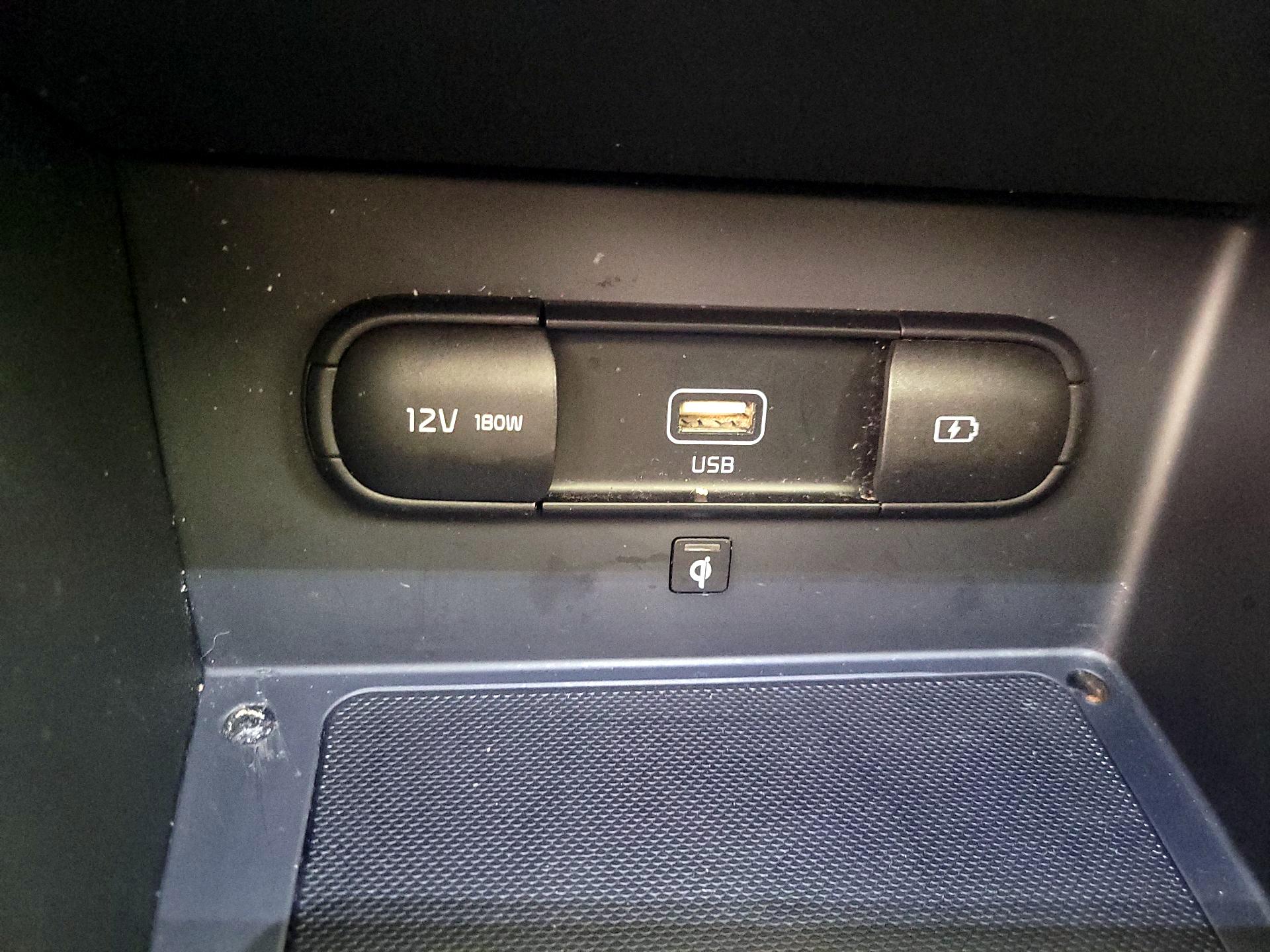 Thumbnail: 2020 Kia Niro - 19