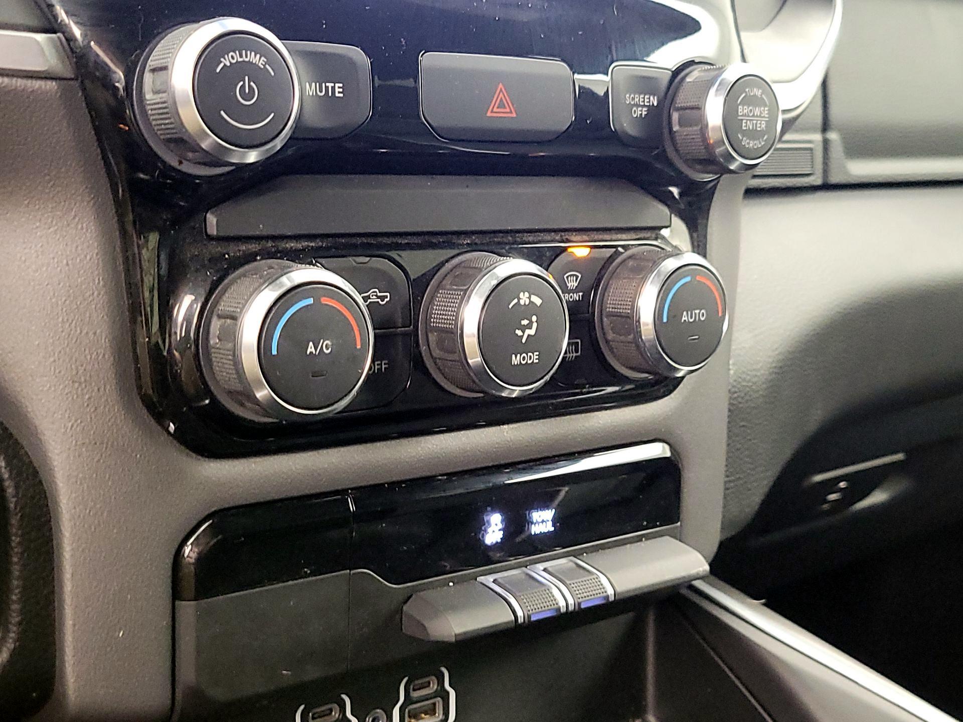 Thumbnail: 2022 RAM 1500 - 17