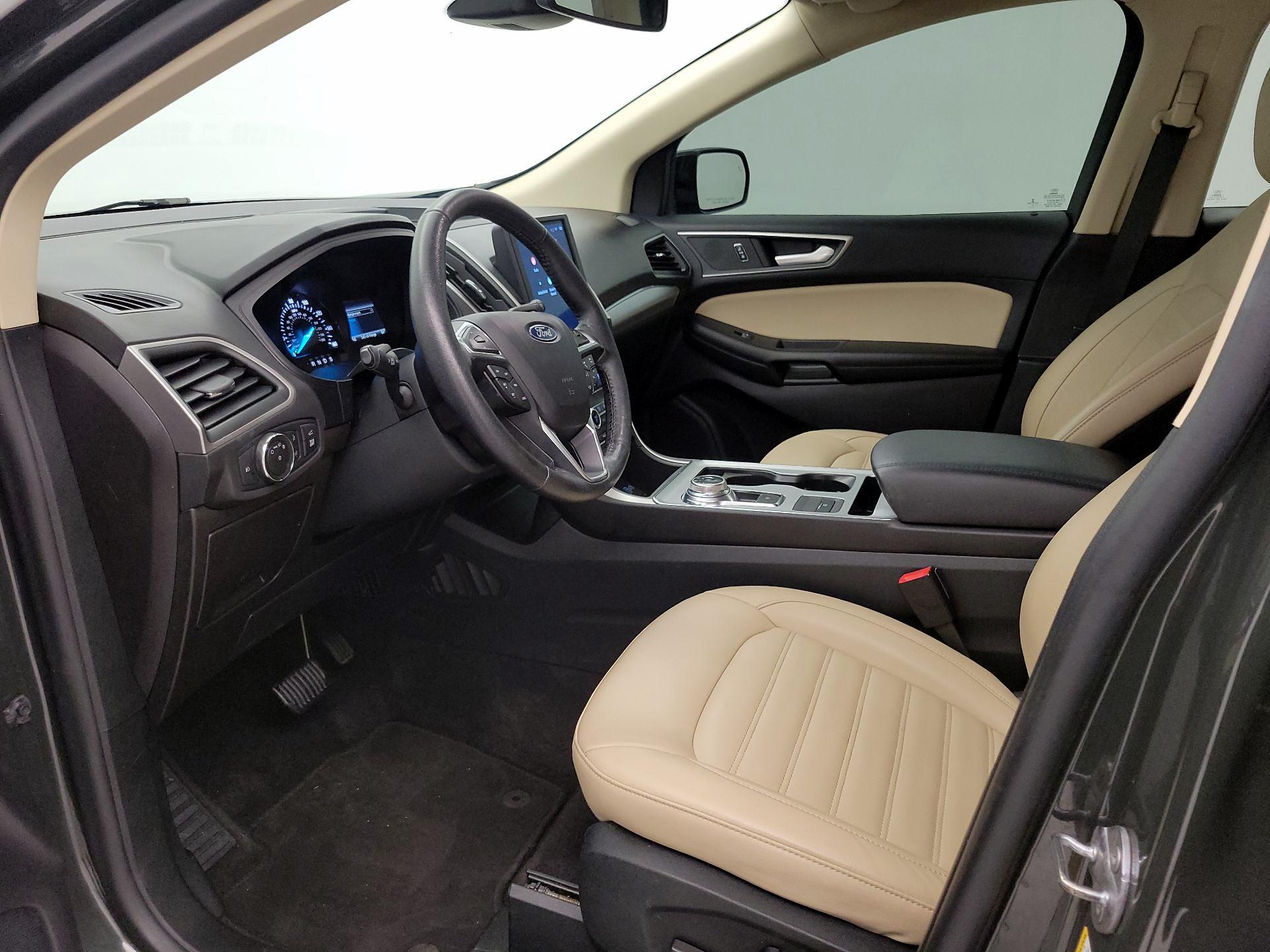 Thumbnail: 2022 Ford Edge - 11