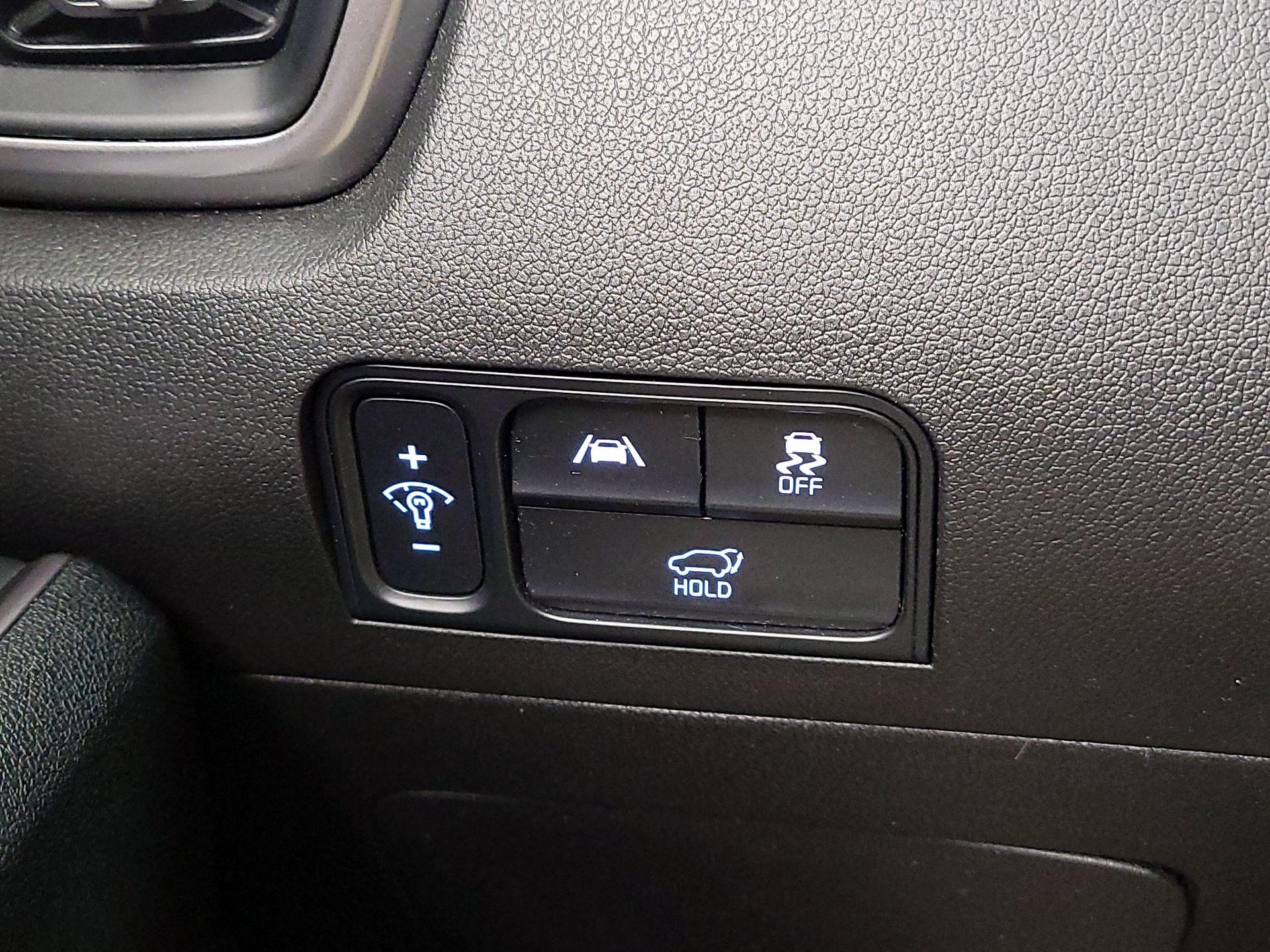 Thumbnail: 2022 Kia Sorento - 13