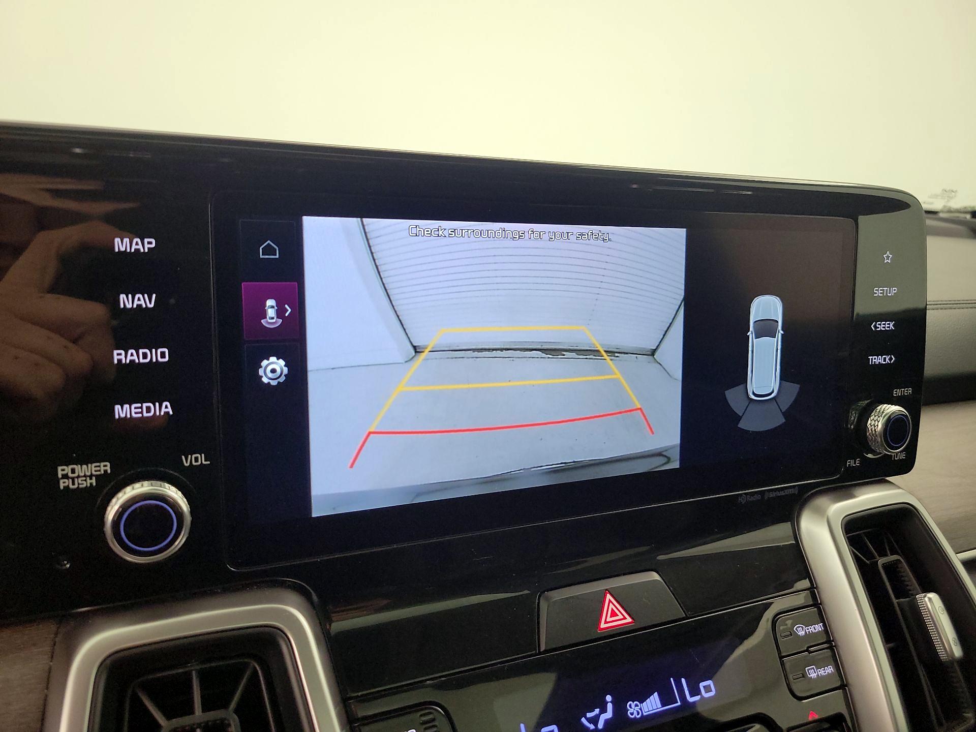 Thumbnail: 2022 Kia Sorento - 15