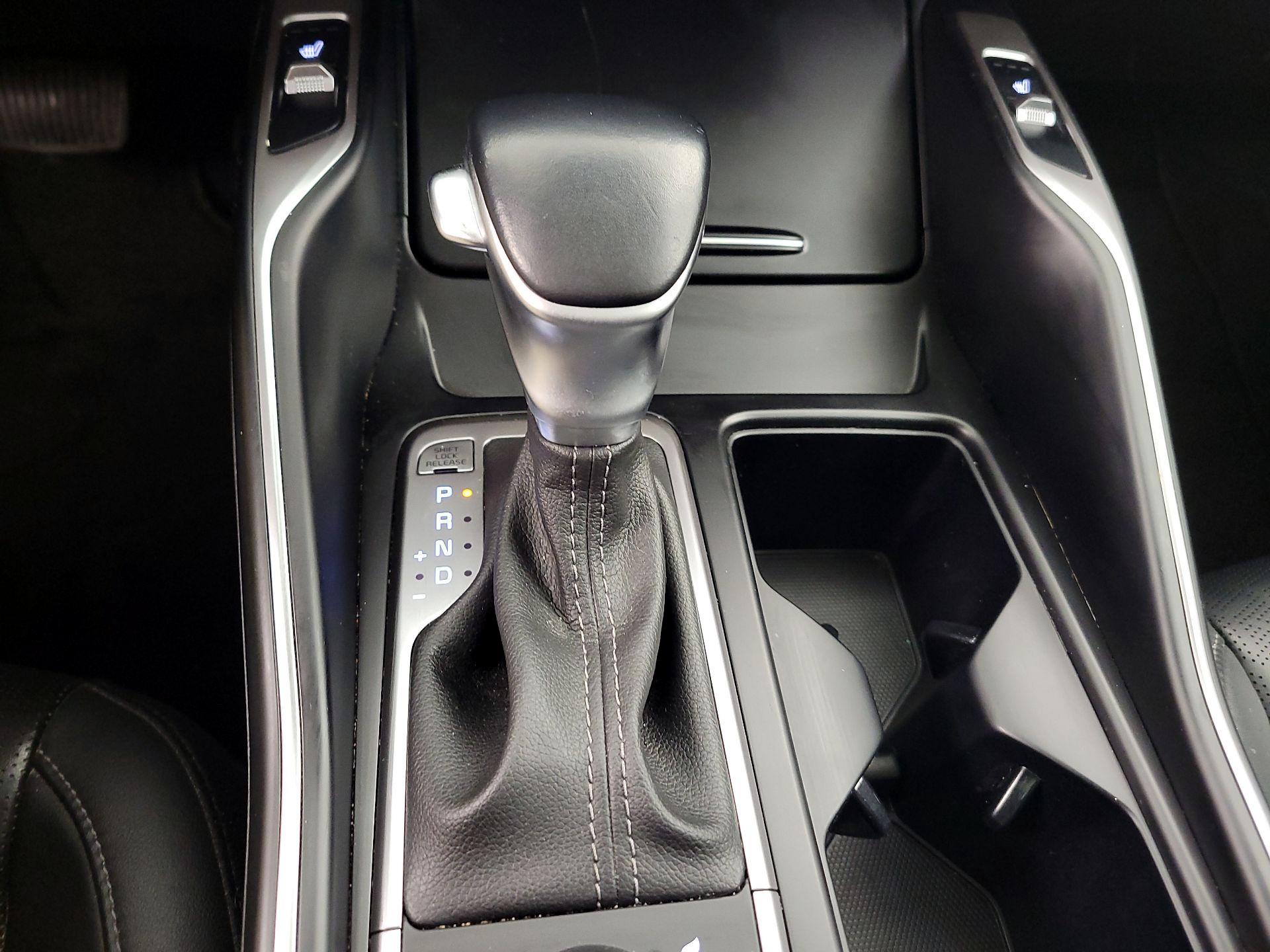 Thumbnail: 2022 Kia Sorento - 18