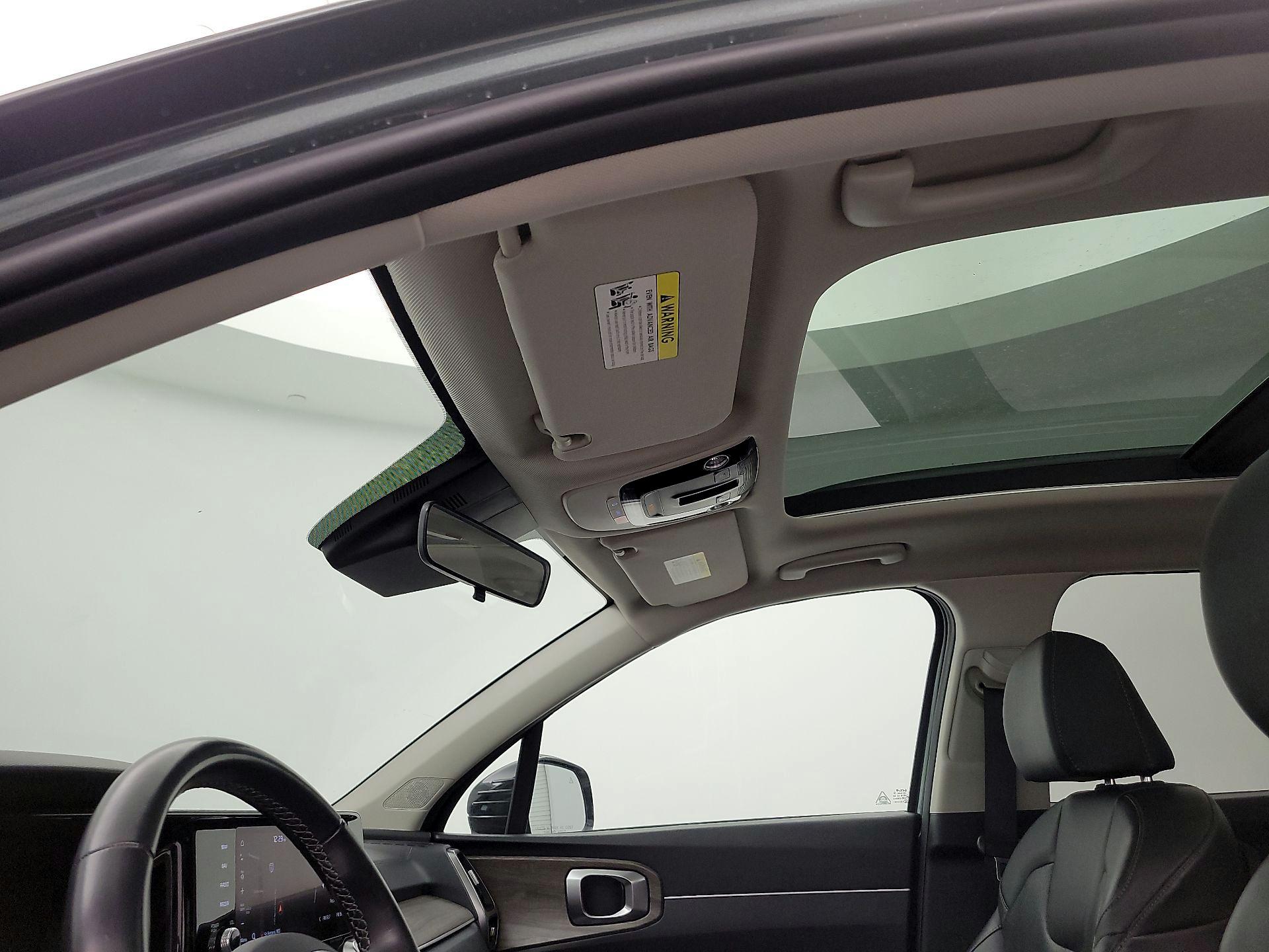 Thumbnail: 2022 Kia Sorento - 20