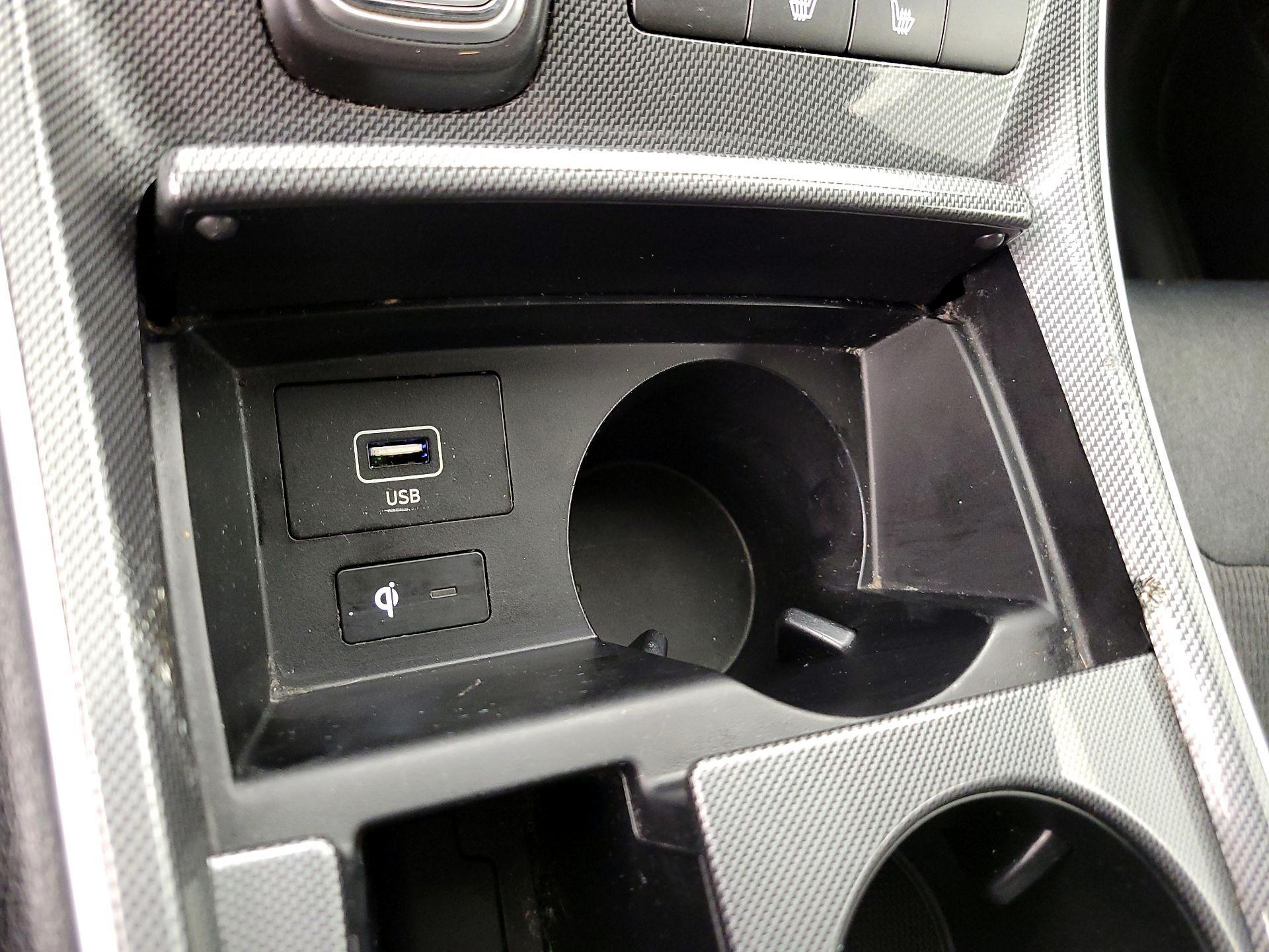 Thumbnail: 2022 Hyundai Santa Fe - 18