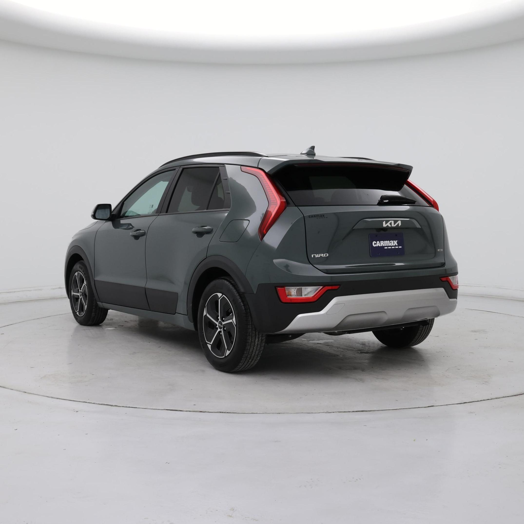 Thumbnail: 2023 Kia Niro - 2