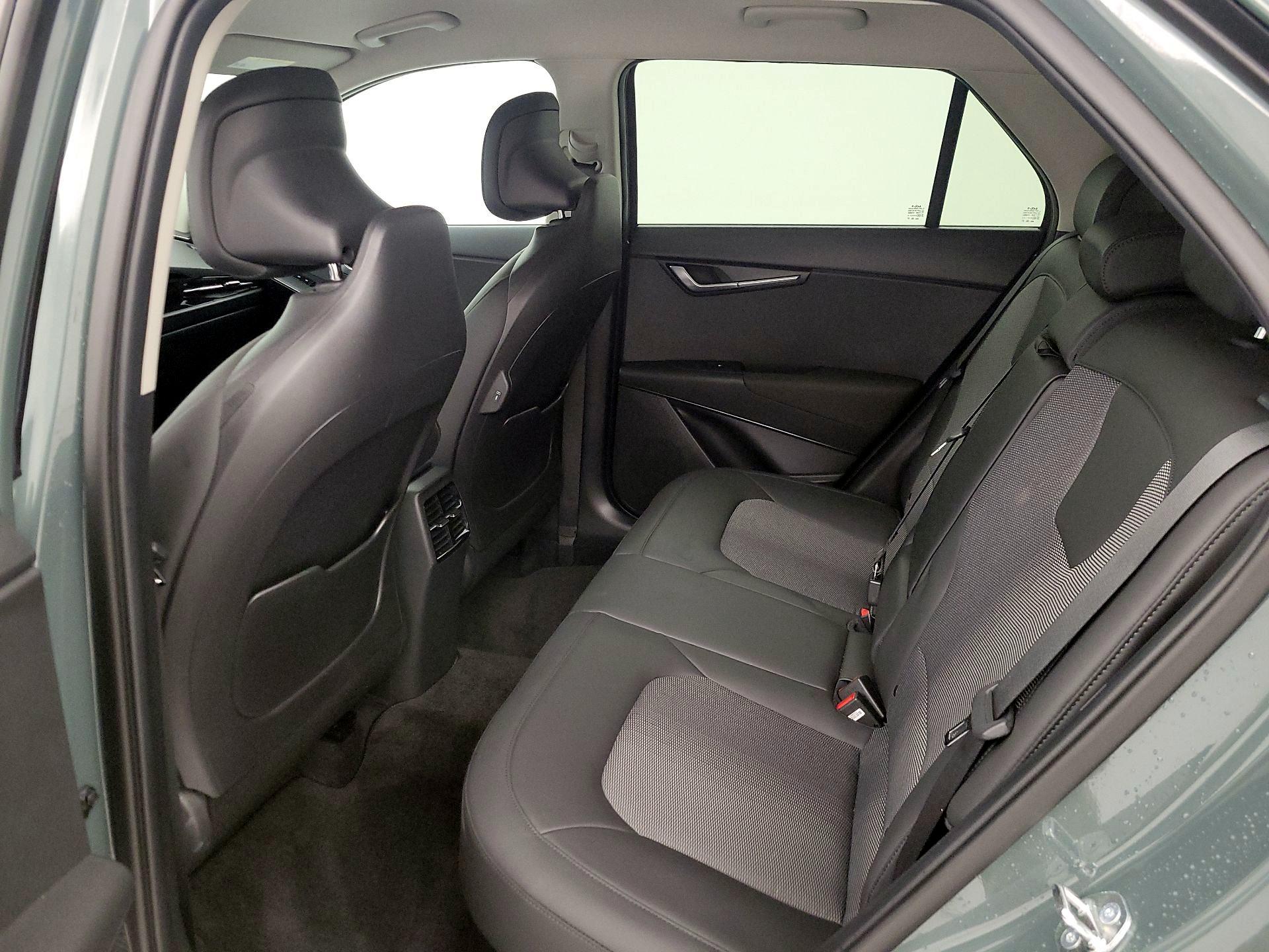 Thumbnail: 2023 Kia Niro - 20