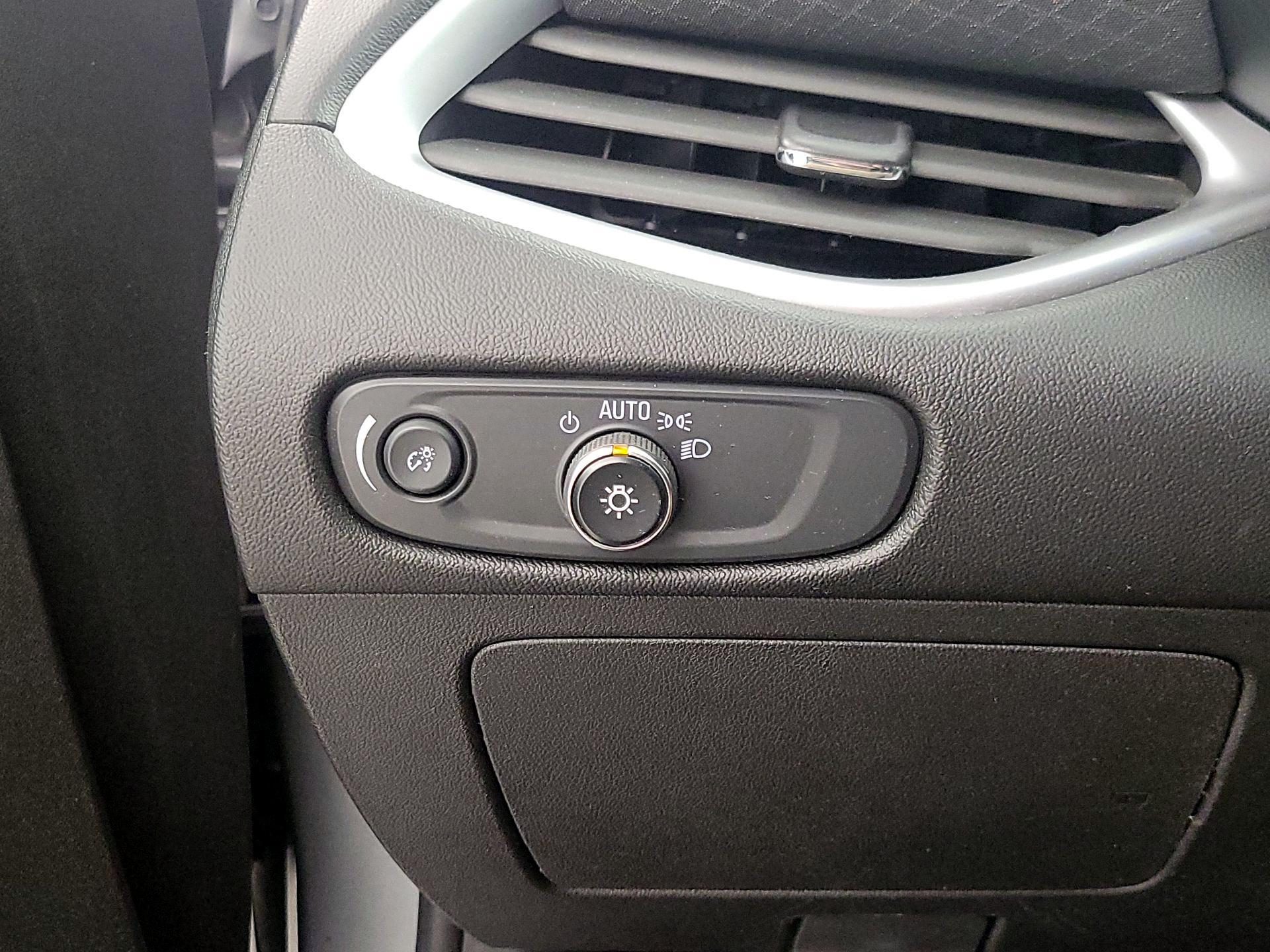 Thumbnail: 2023 Chevrolet Malibu - 13