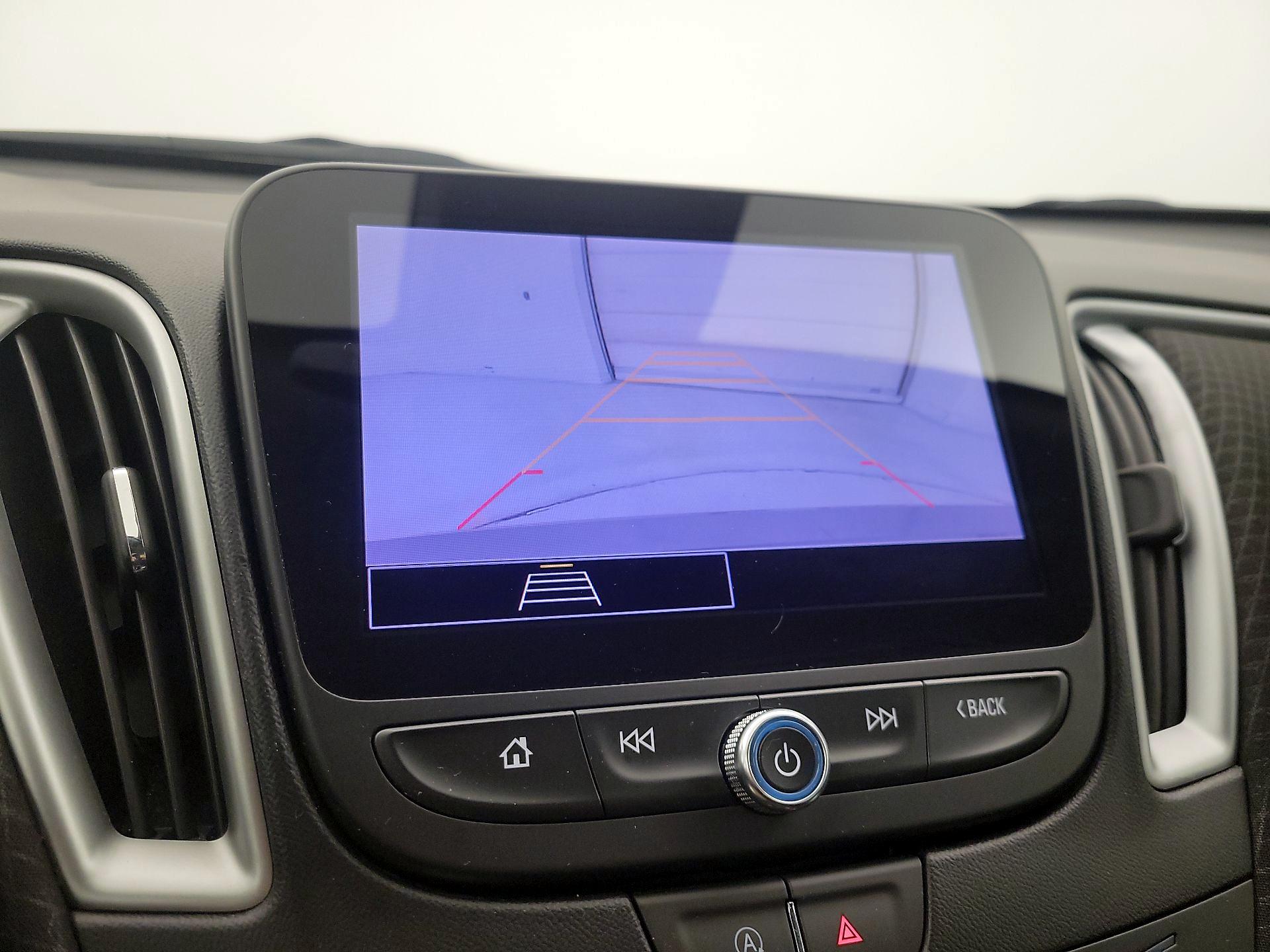 Thumbnail: 2023 Chevrolet Malibu - 14