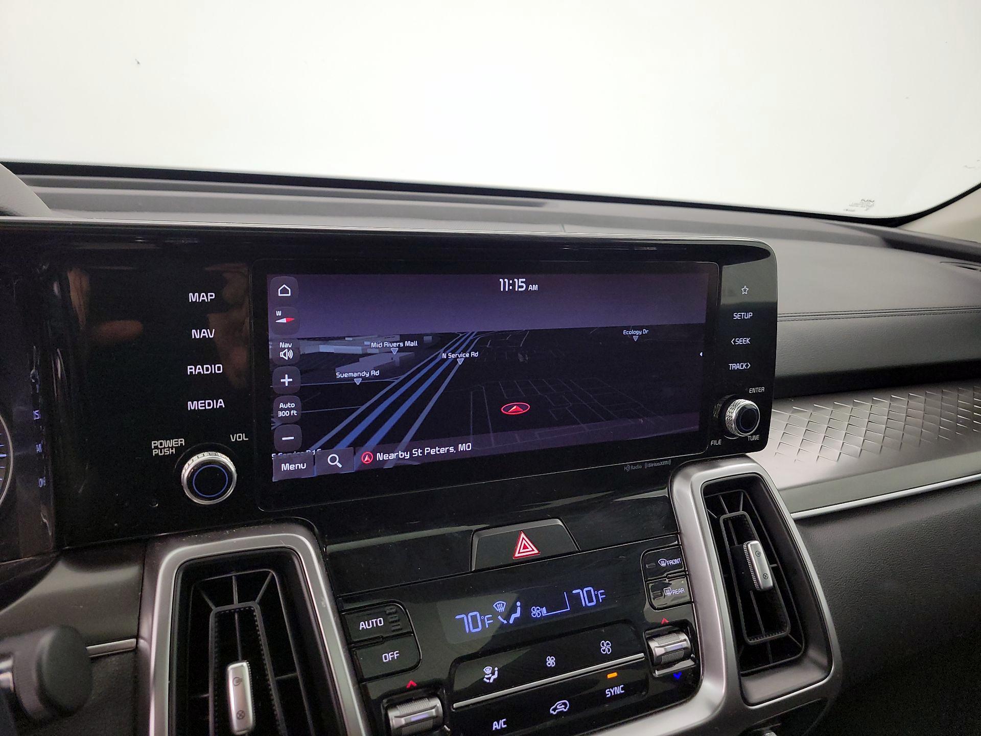 Thumbnail: 2022 Kia Sorento - 14