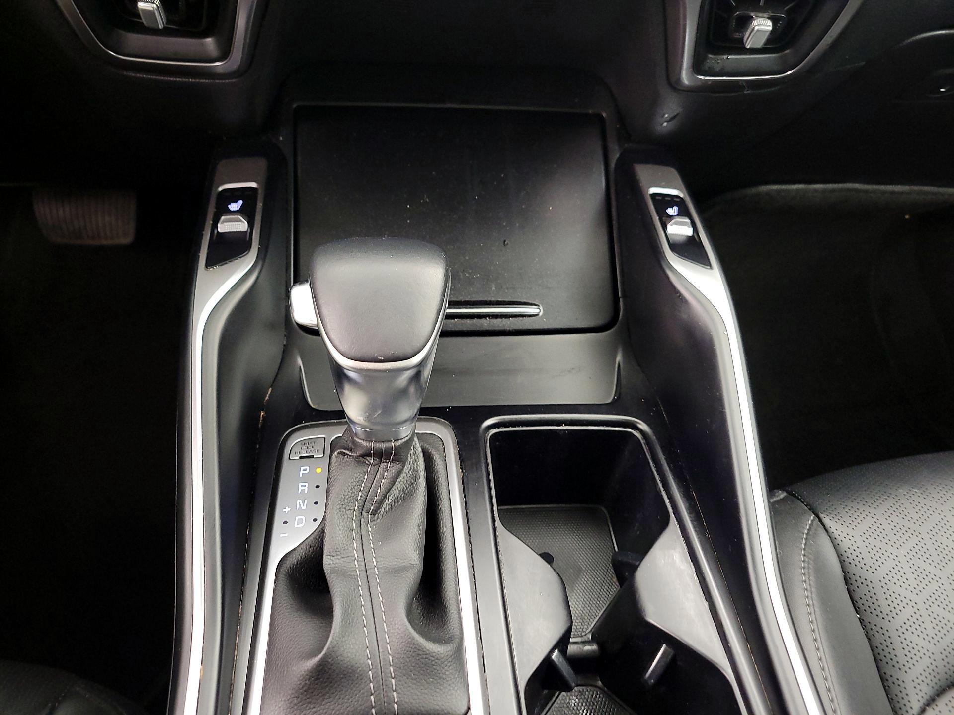 Thumbnail: 2022 Kia Sorento - 18