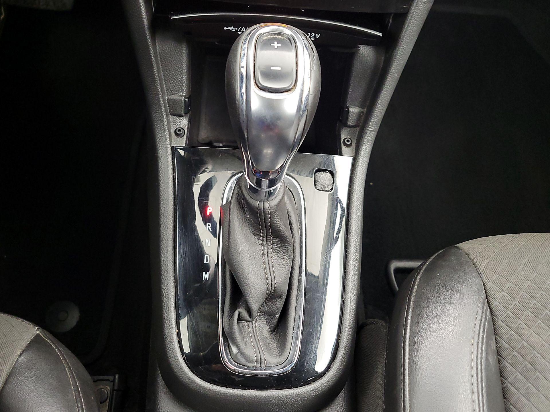 Thumbnail: 2020 Buick Encore - 17