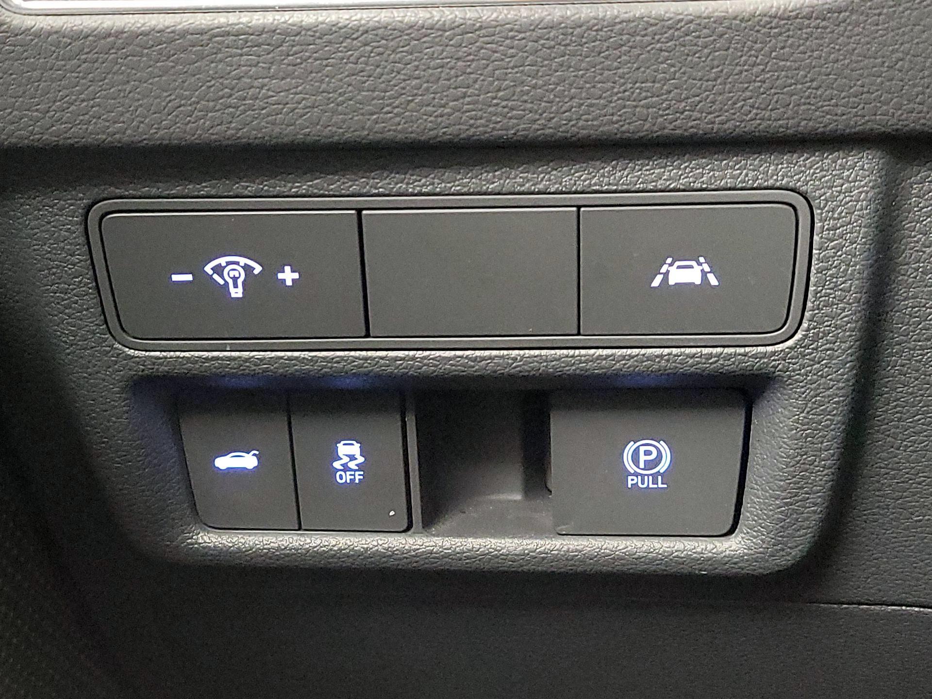 Thumbnail: 2022 Hyundai Sonata - 13