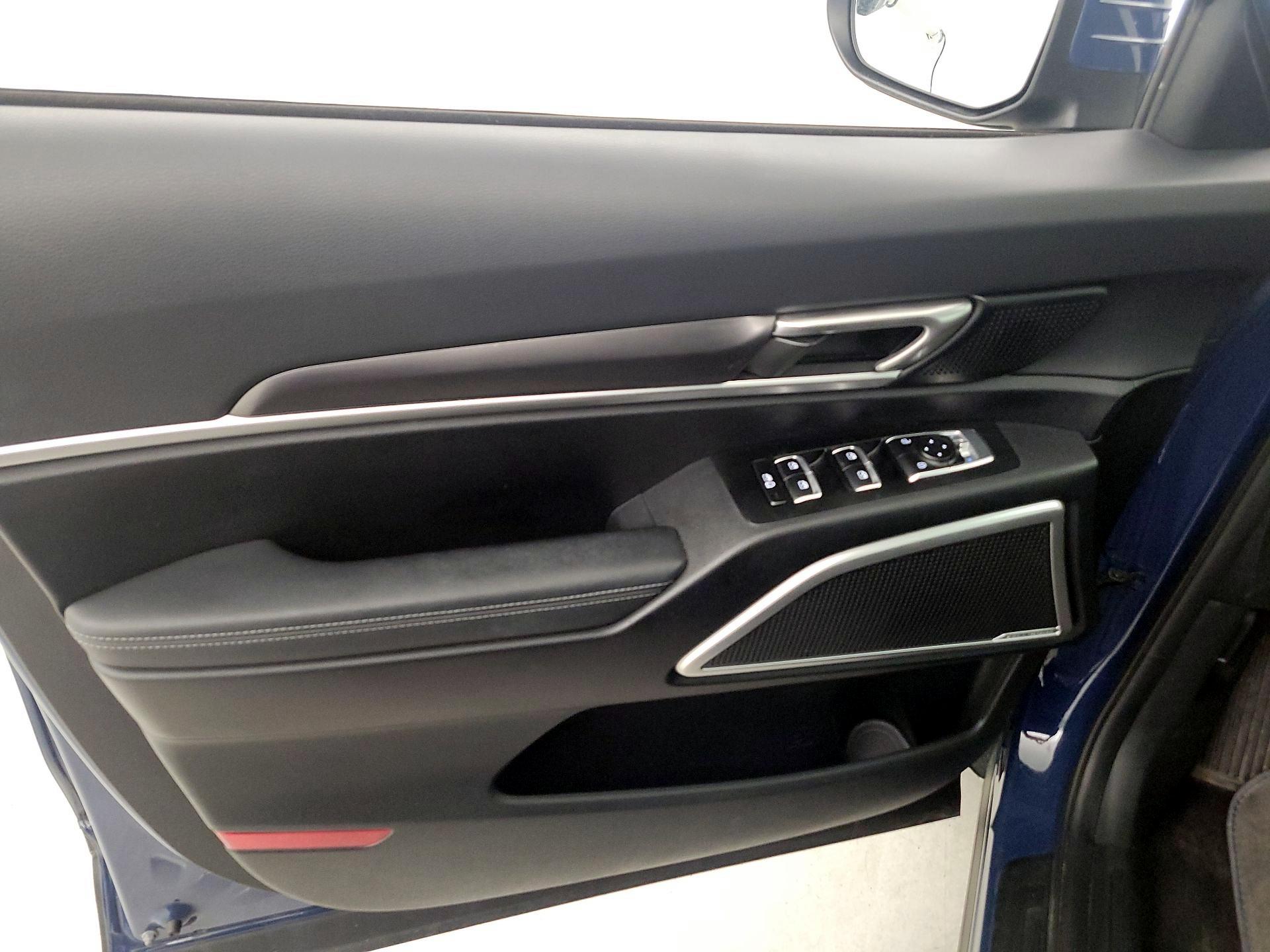 Thumbnail: 2023 Kia Telluride - 12