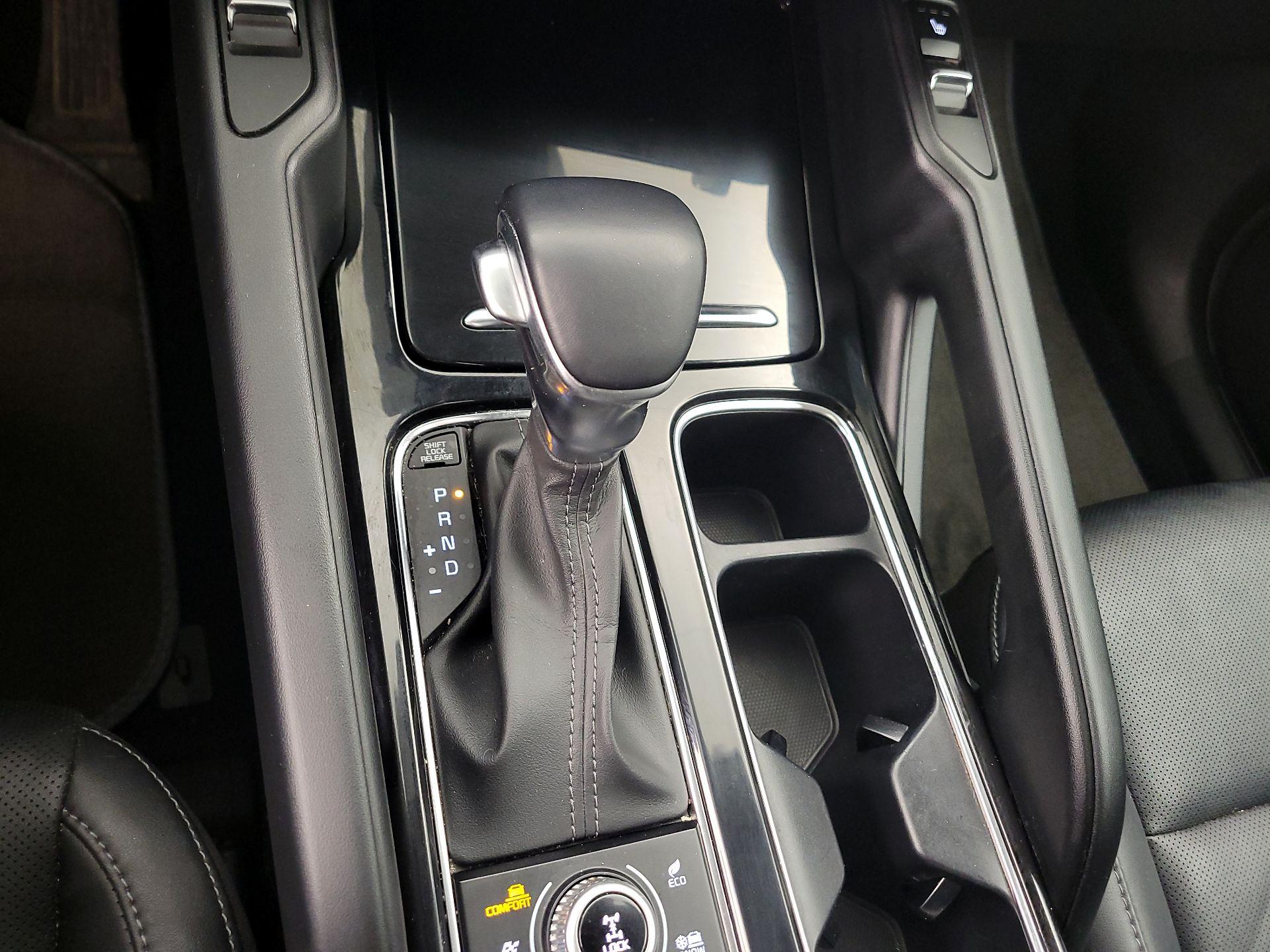 Thumbnail: 2023 Kia Telluride - 18