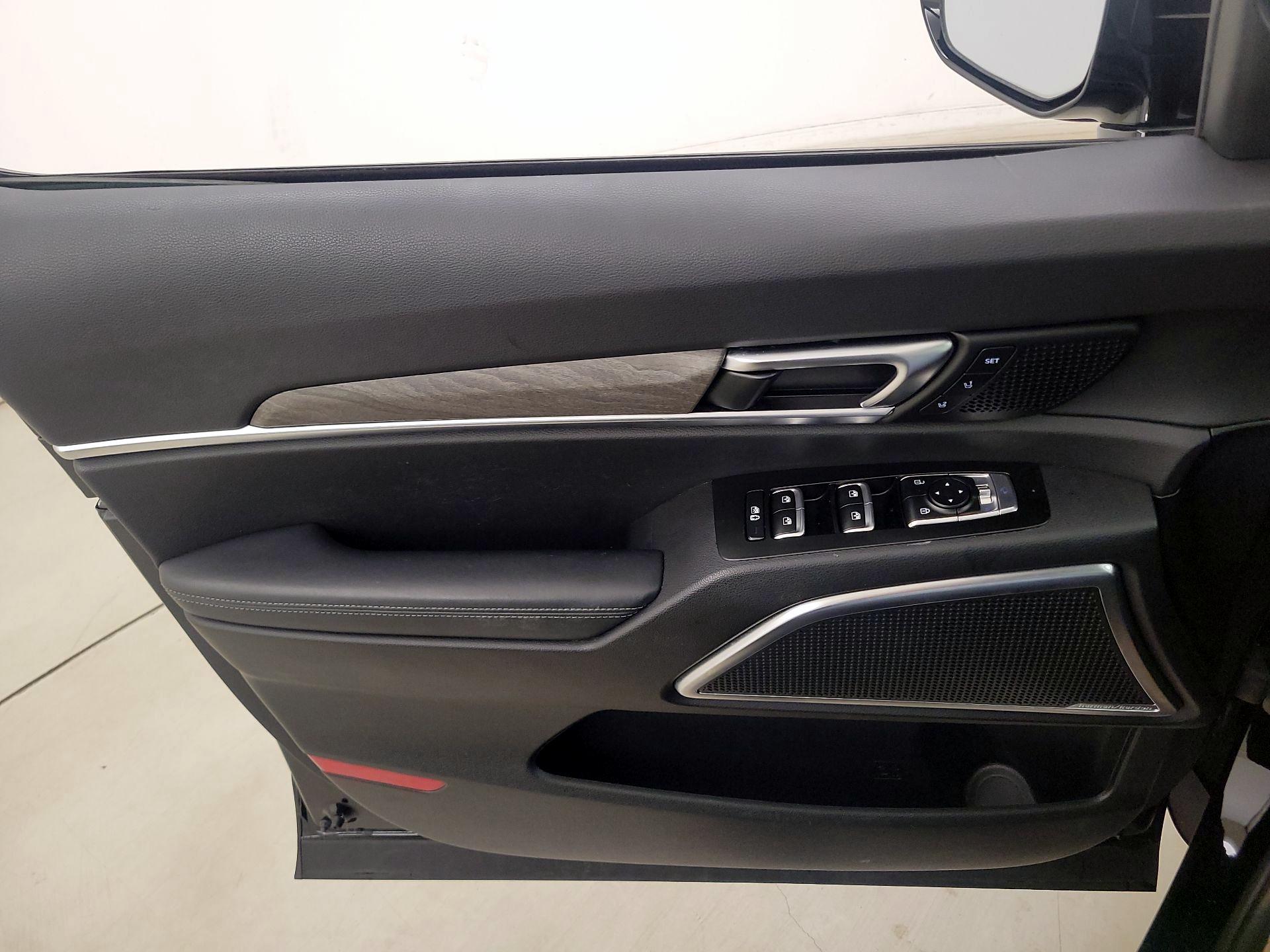 Thumbnail: 2022 Kia Telluride - 12