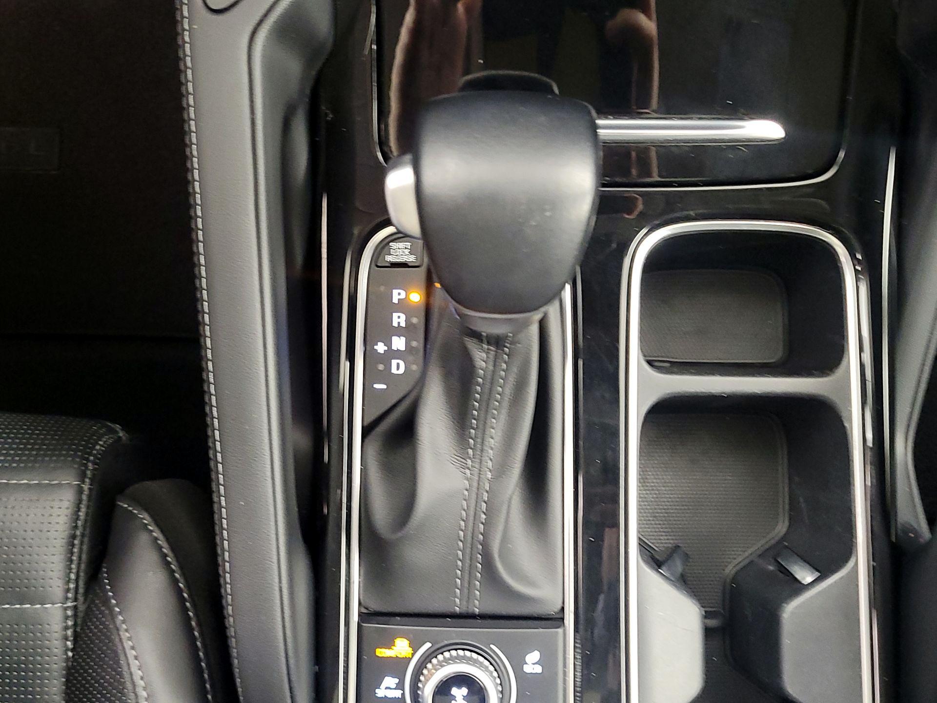 Thumbnail: 2022 Kia Telluride - 18