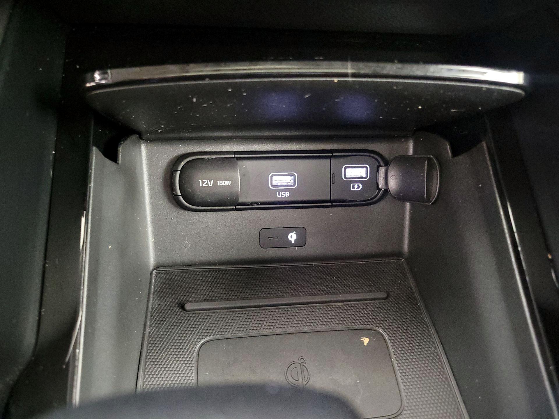 Thumbnail: 2022 Kia Telluride - 19