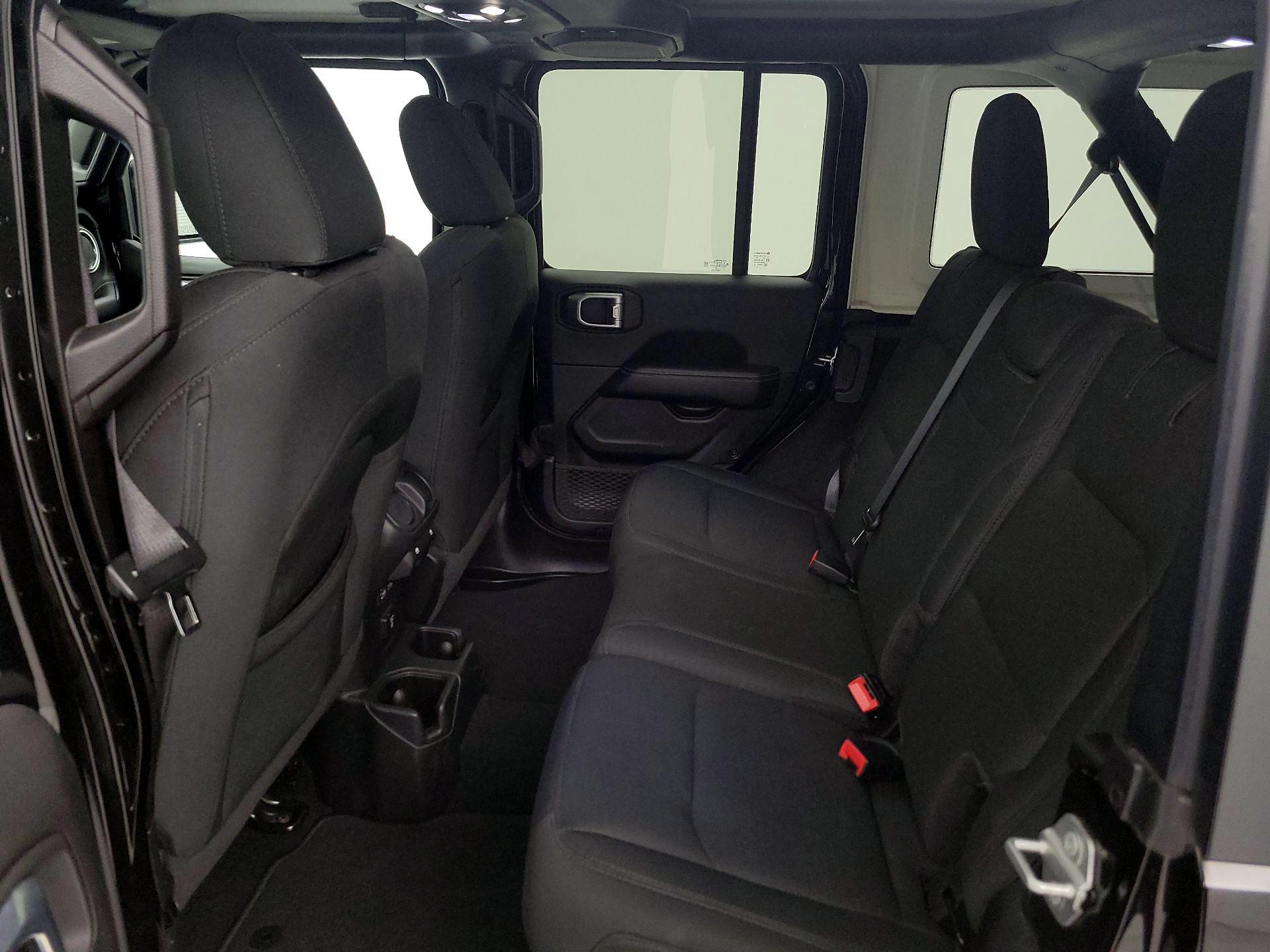 Thumbnail: 2021 Jeep Wrangler - 20