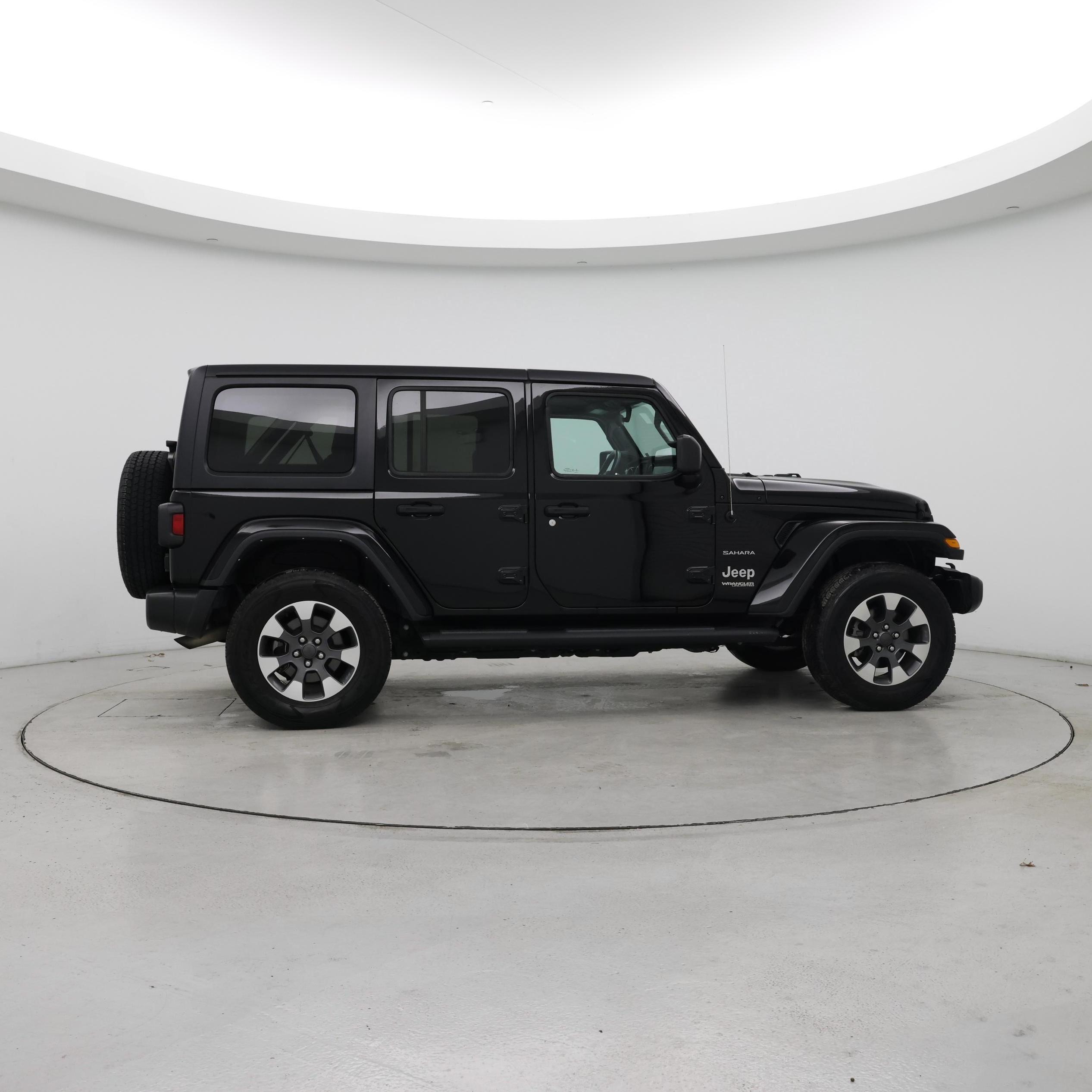 Thumbnail: 2021 Jeep Wrangler - 7