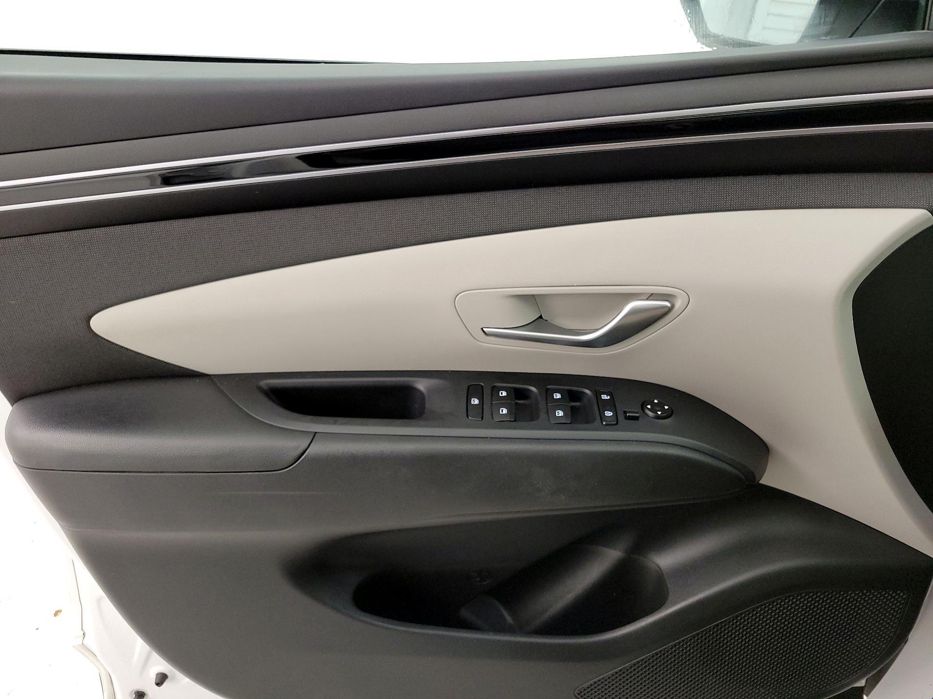 Thumbnail: 2023 Hyundai Tucson - 12