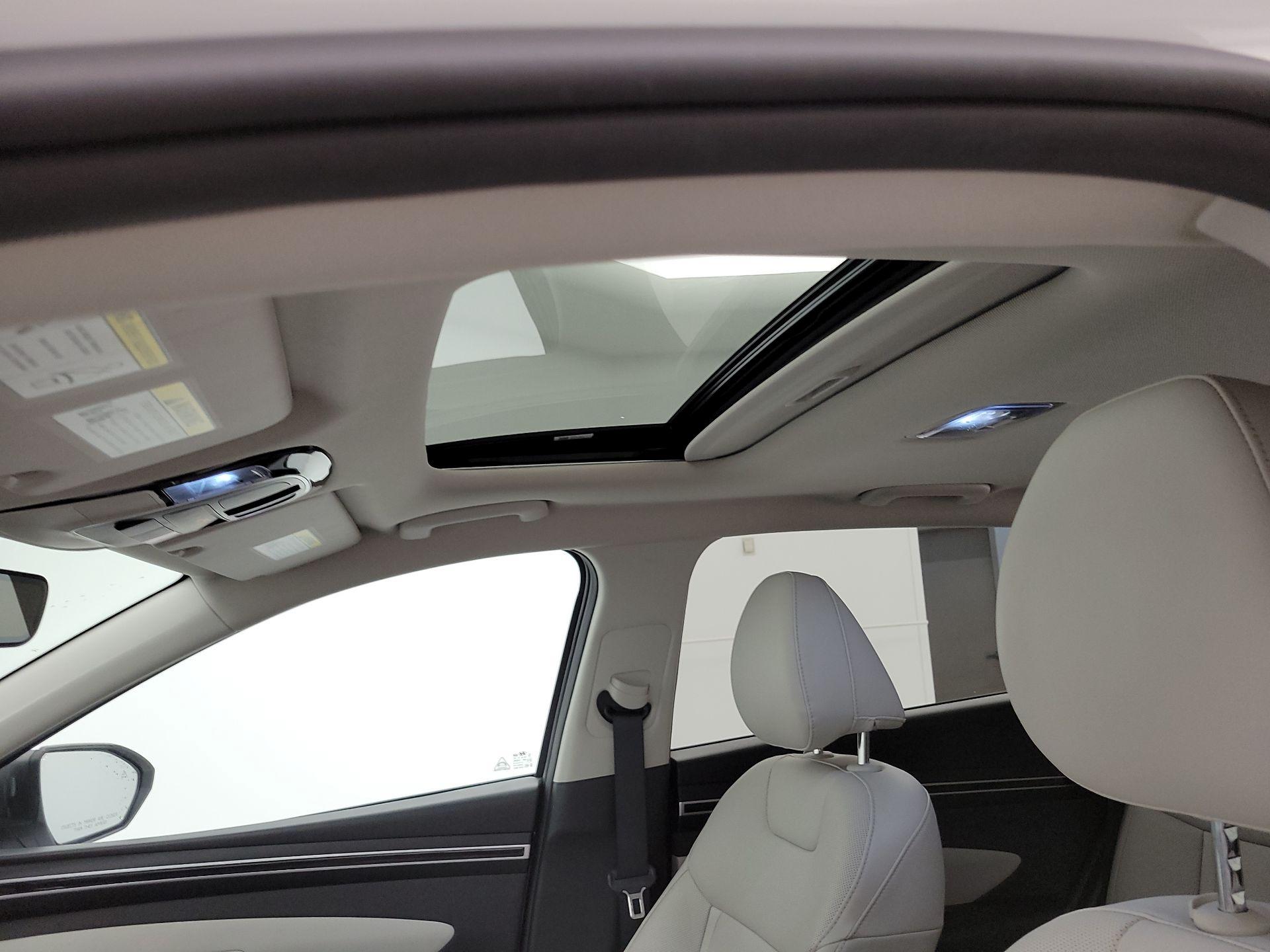 Thumbnail: 2023 Hyundai Tucson - 19