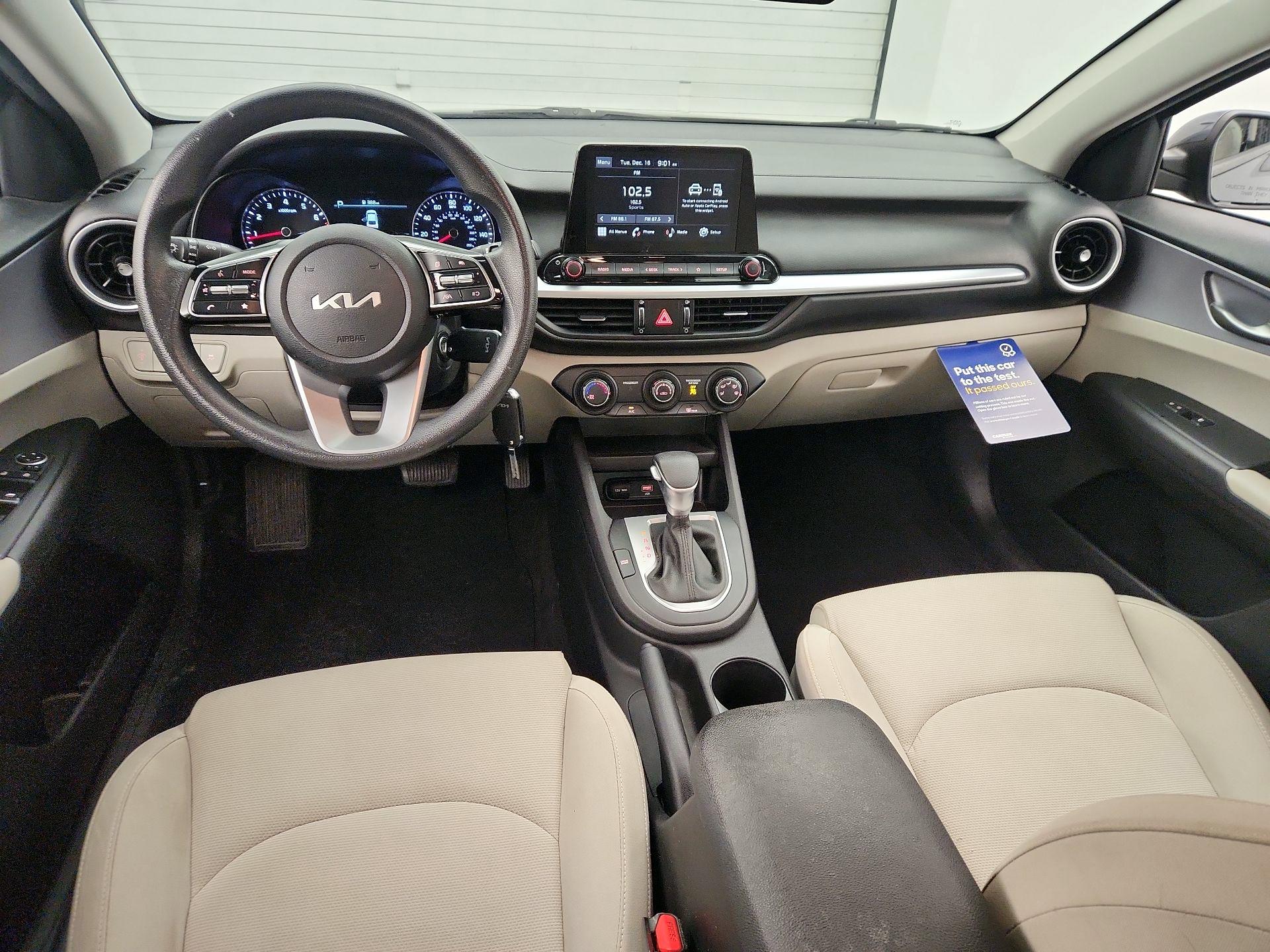 Thumbnail: 2022 Kia Forte - 9