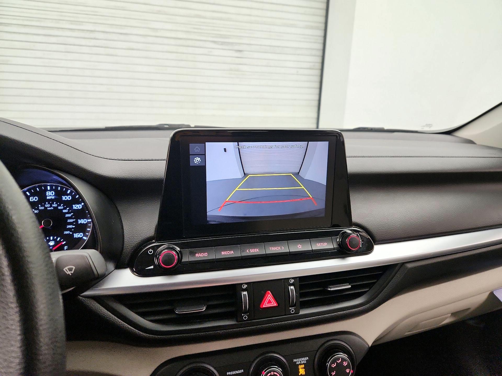 Thumbnail: 2022 Kia Forte - 14