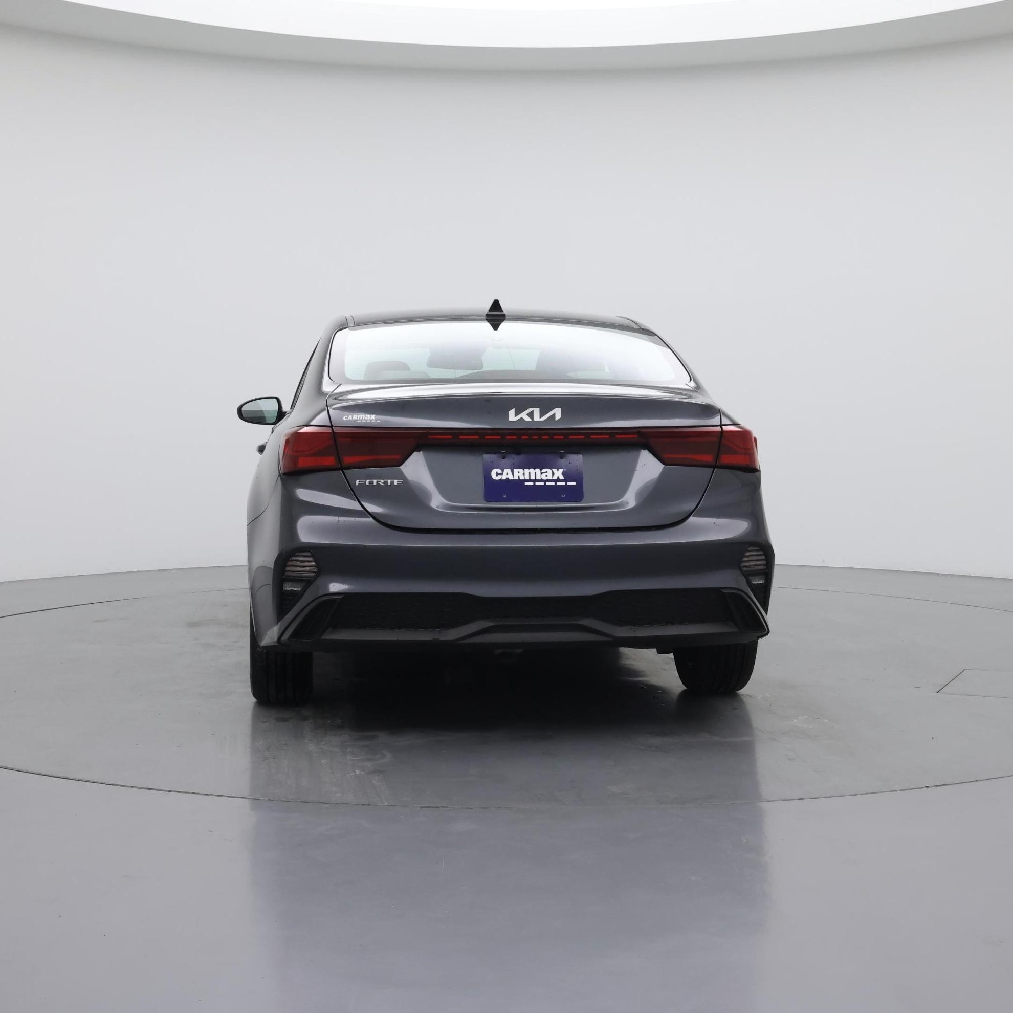 Thumbnail: 2022 Kia Forte - 6