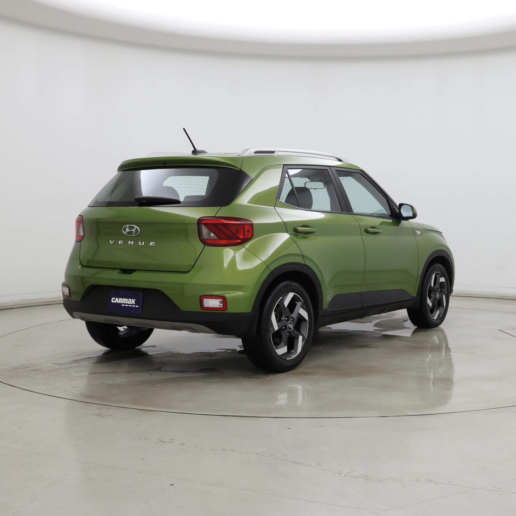 Thumbnail: 2023 Hyundai Venue - 8