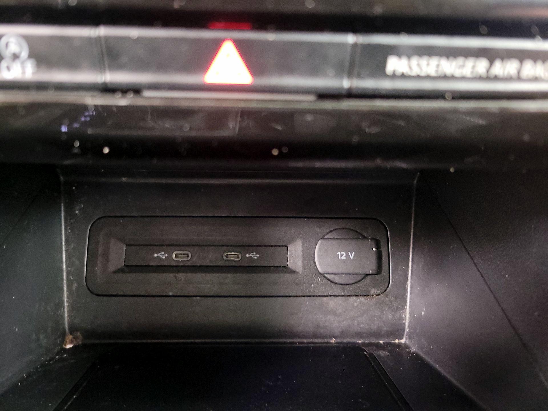 Thumbnail: 2023 Volkswagen Atlas - 18