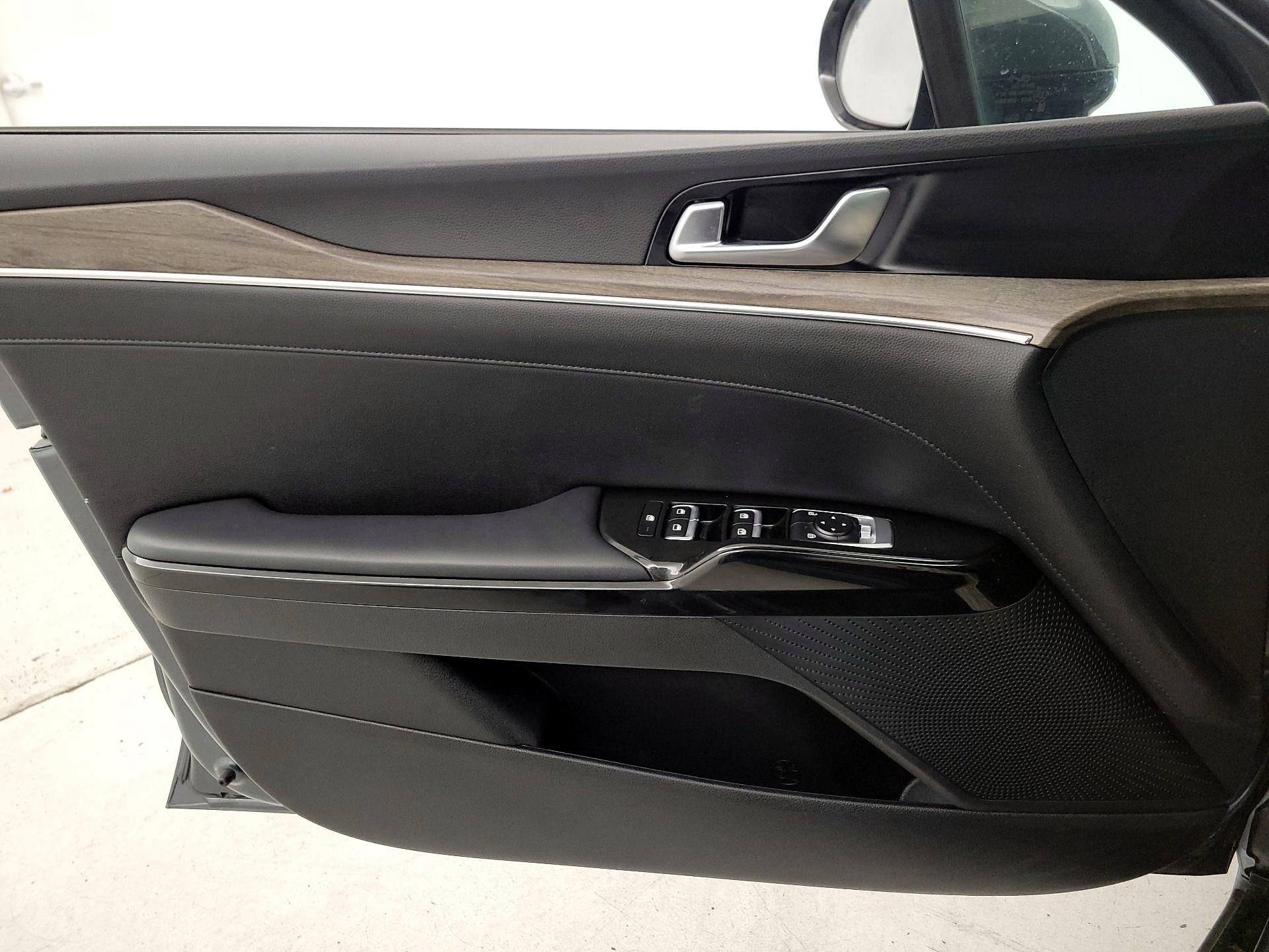 Thumbnail: 2022 Kia K5 - 12