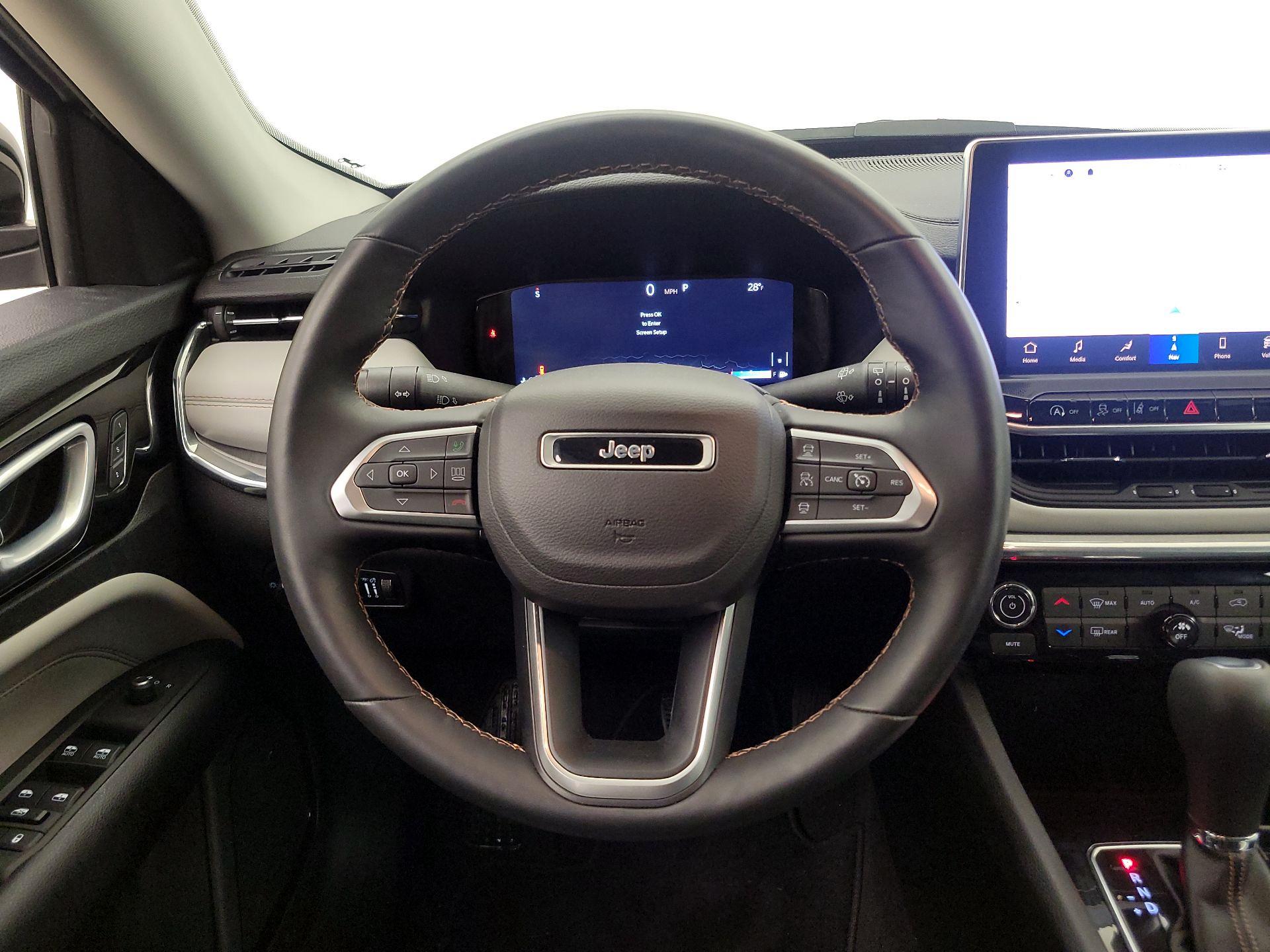 Thumbnail: 2022 Jeep Compass - 10