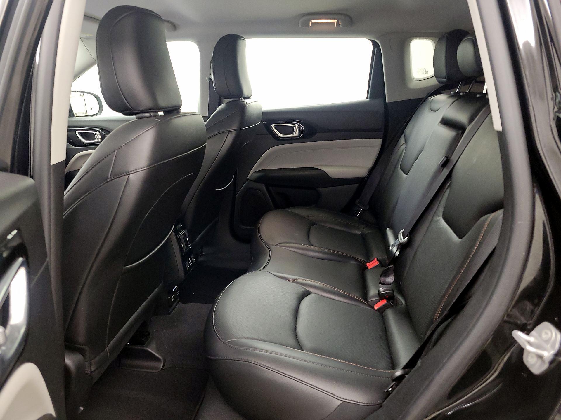 Thumbnail: 2022 Jeep Compass - 20