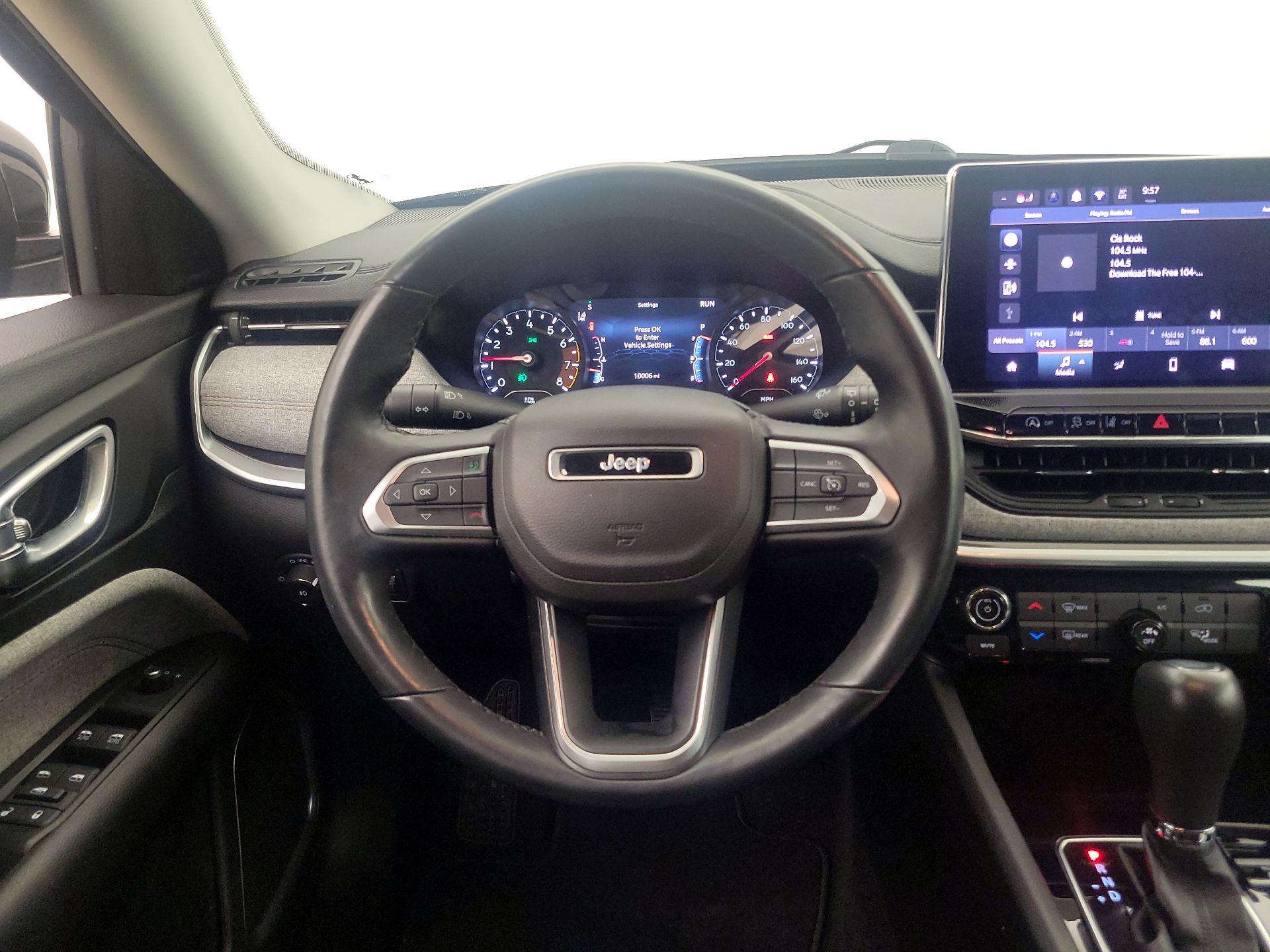 Thumbnail: 2022 Jeep Compass - 10