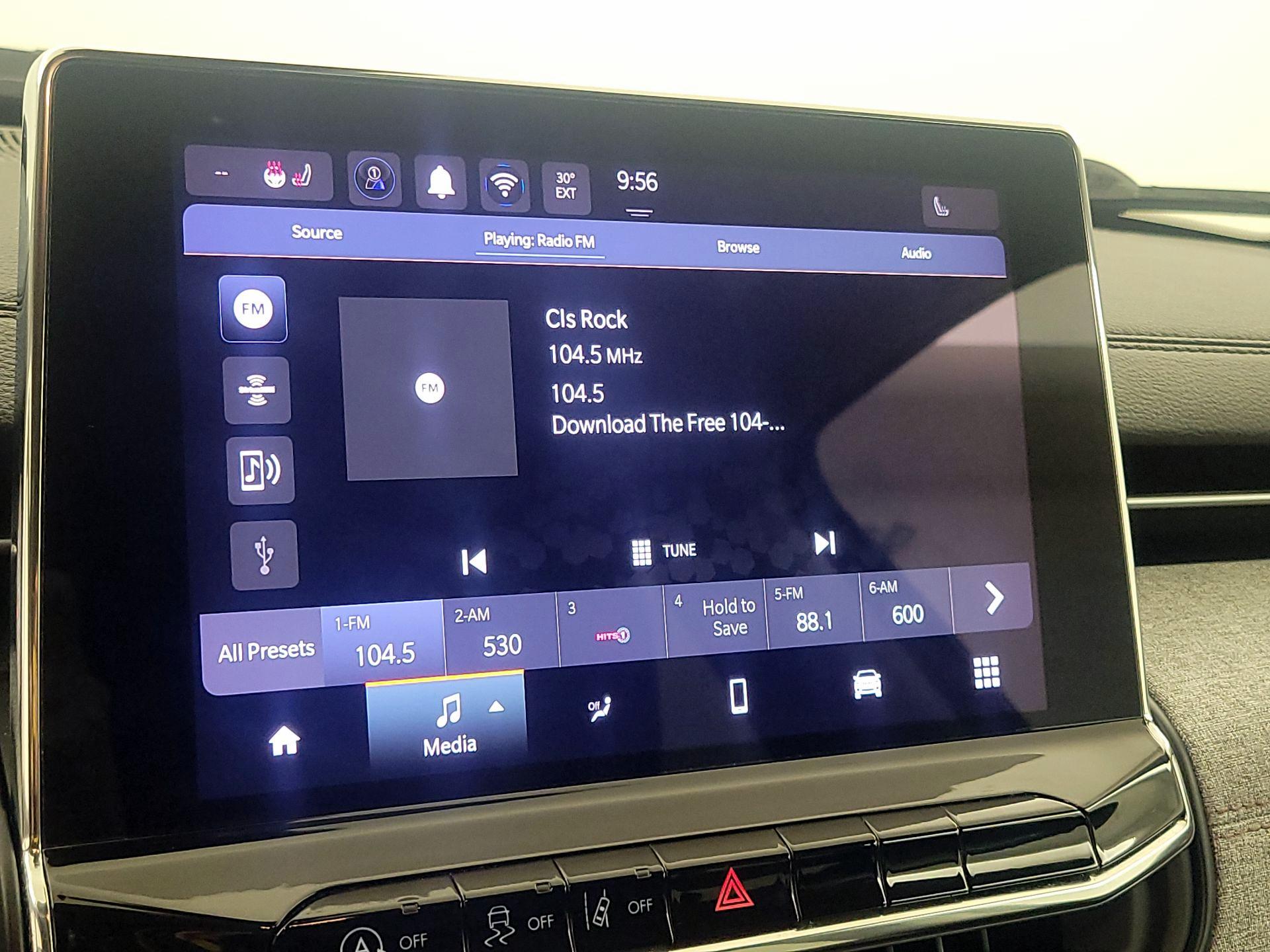 Thumbnail: 2022 Jeep Compass - 15