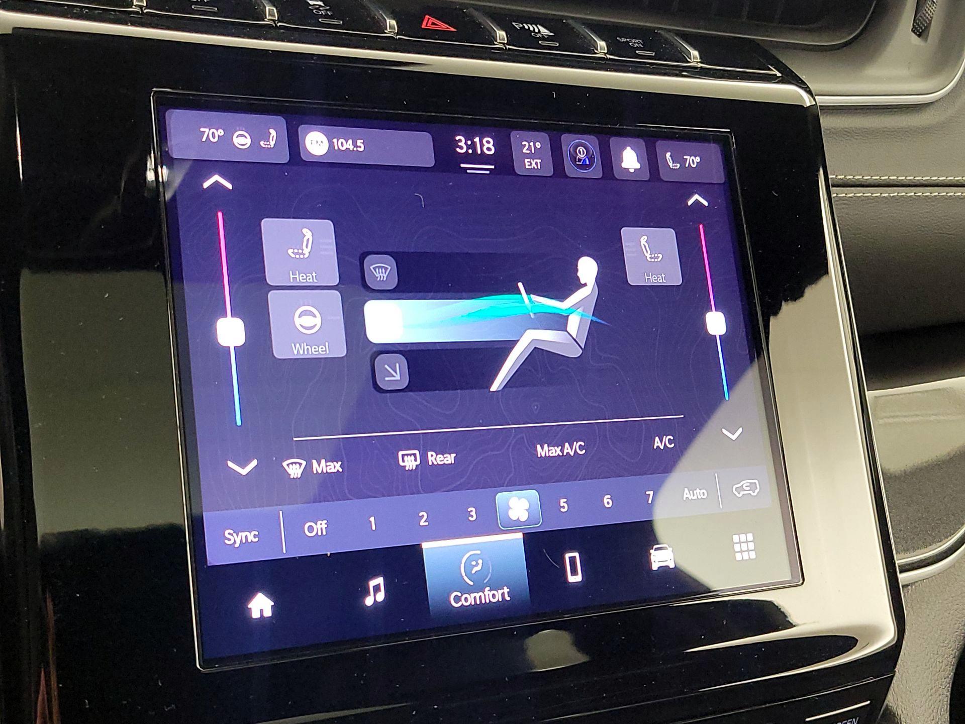 Thumbnail: 2022 Jeep Grand Cherokee - 16