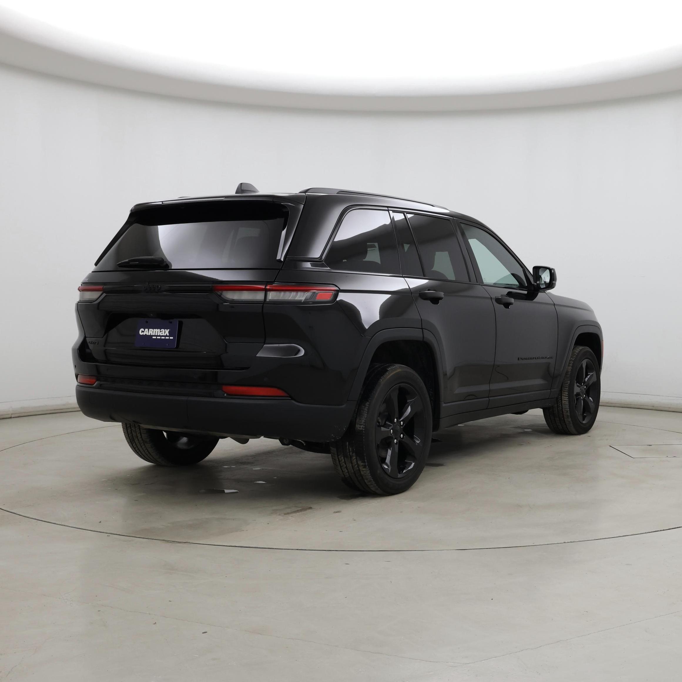 Thumbnail: 2022 Jeep Grand Cherokee - 8