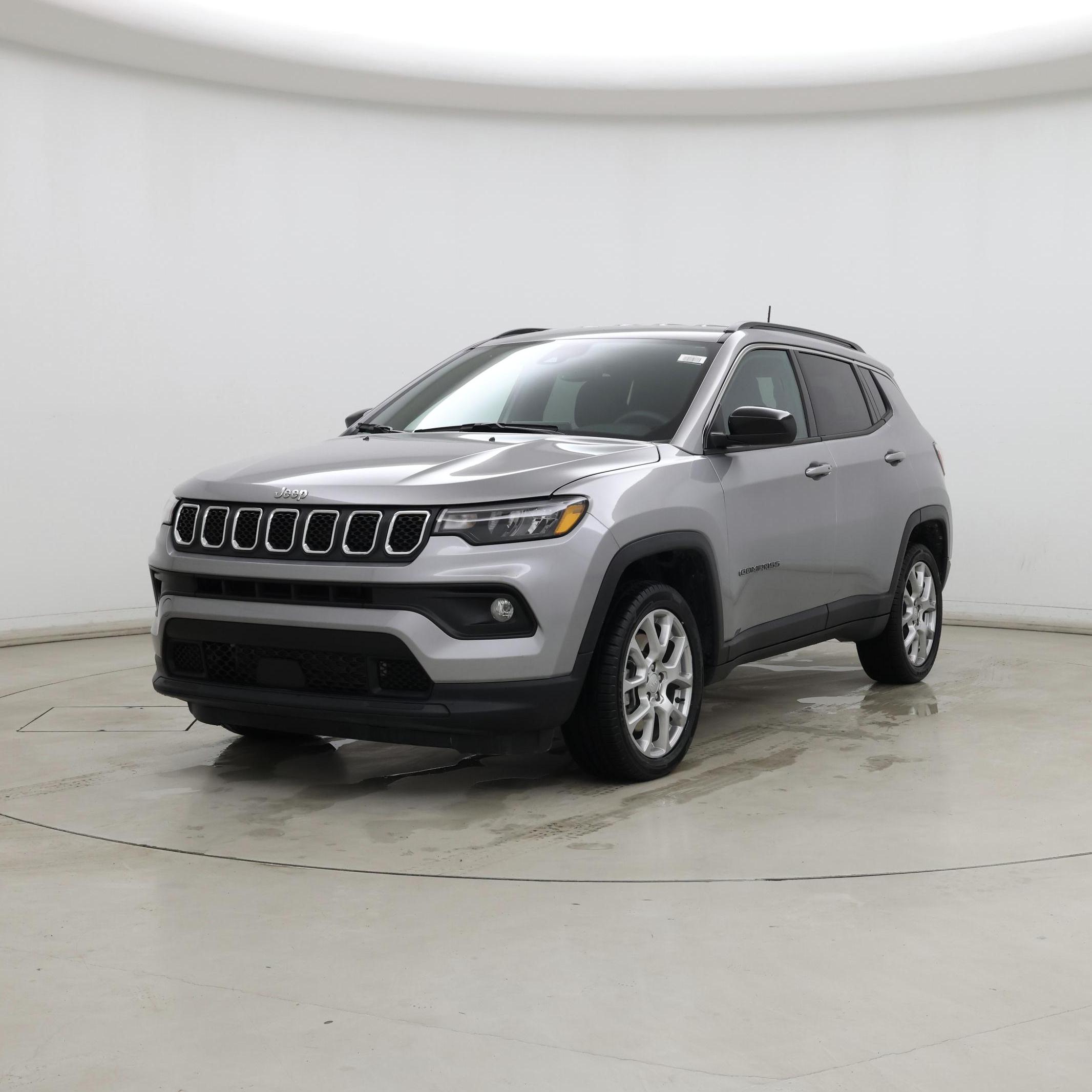 Thumbnail: 2023 Jeep Compass - 4