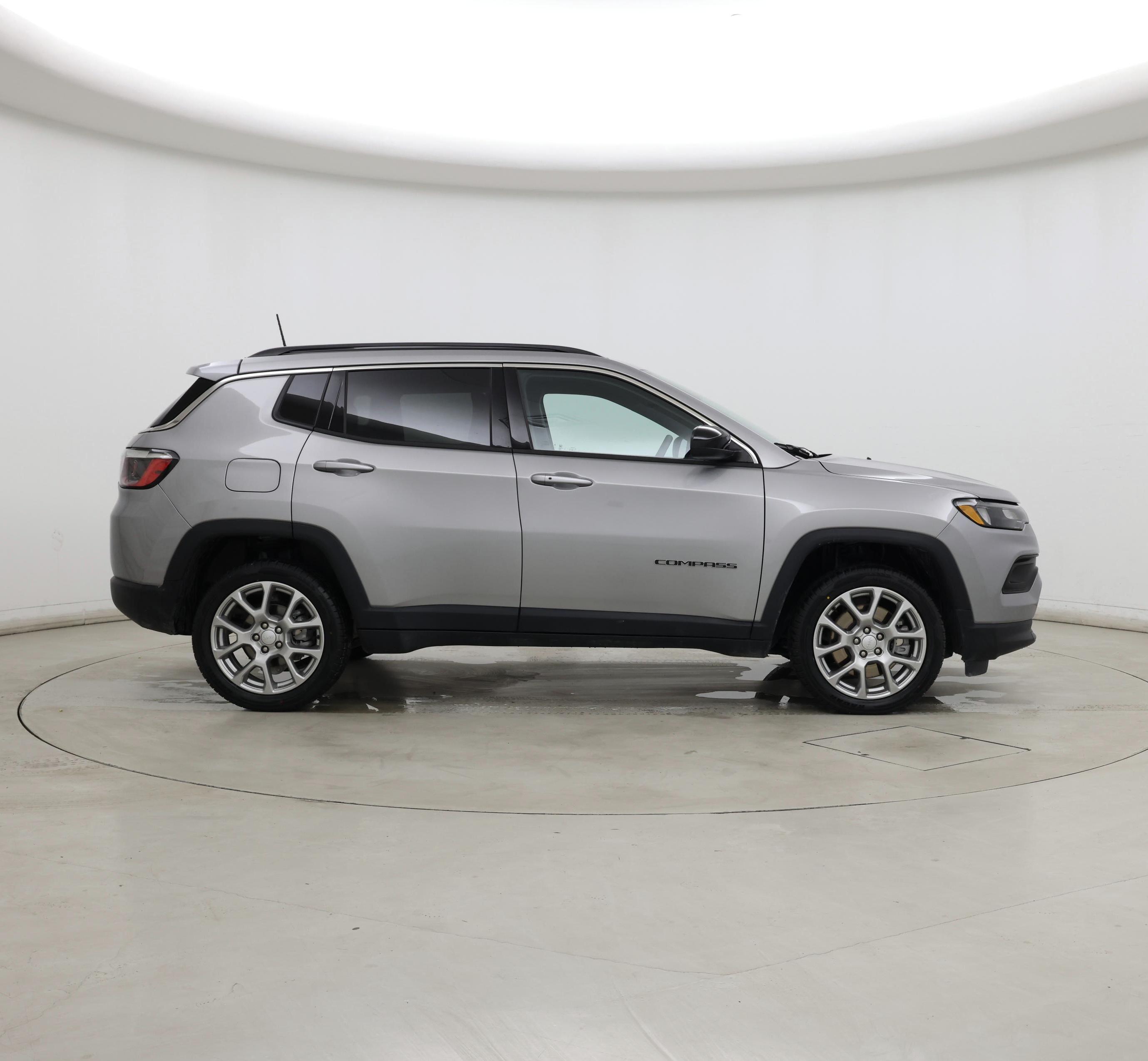 Thumbnail: 2023 Jeep Compass - 7