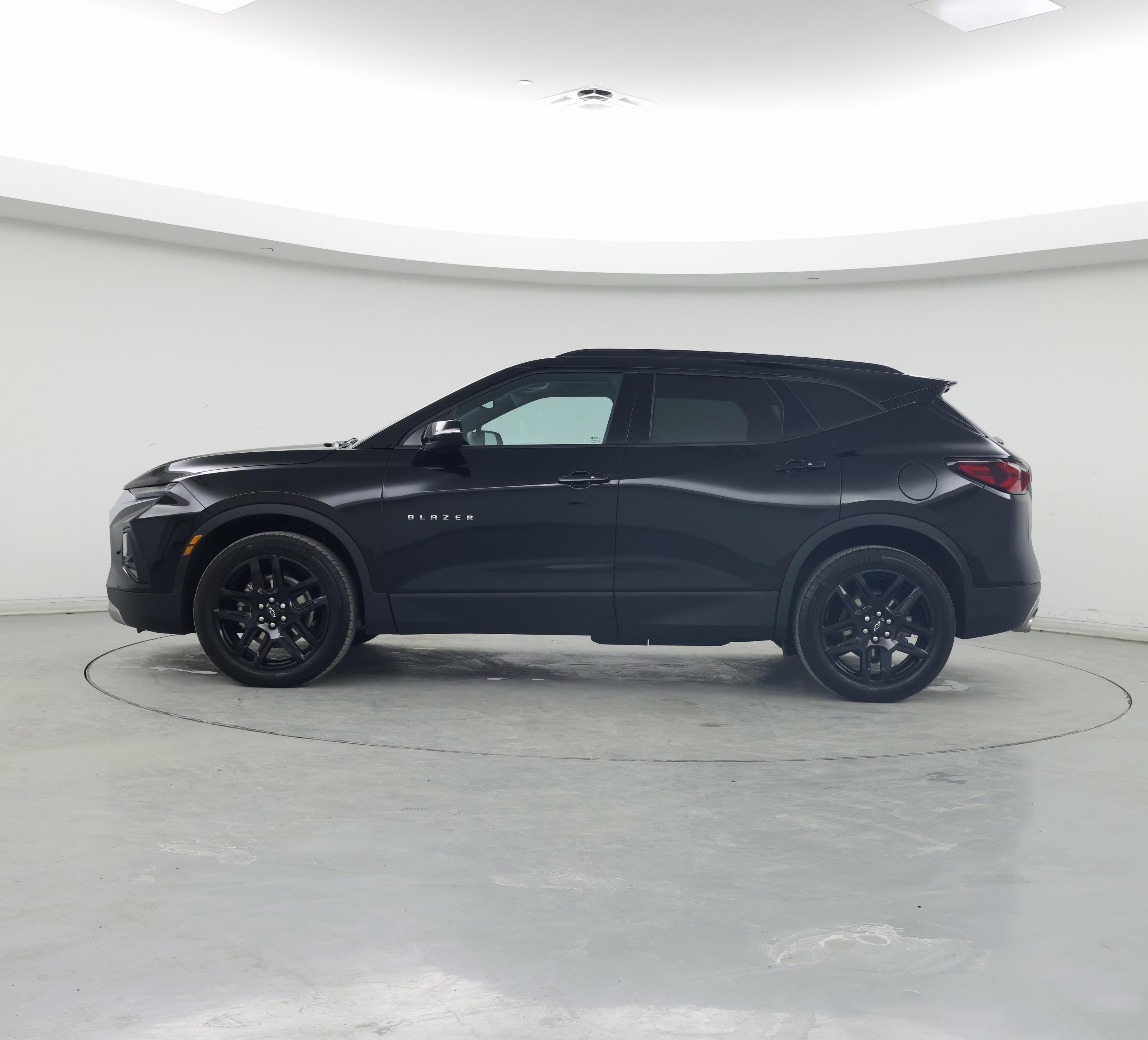 Thumbnail: 2022 Chevrolet Blazer - 3