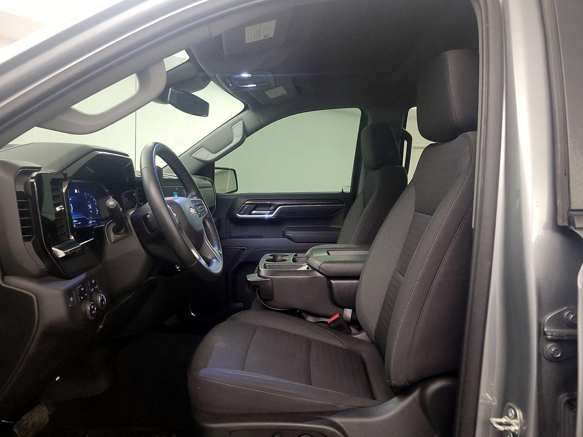 Thumbnail: 2023 Chevrolet Silverado 1500 - 11